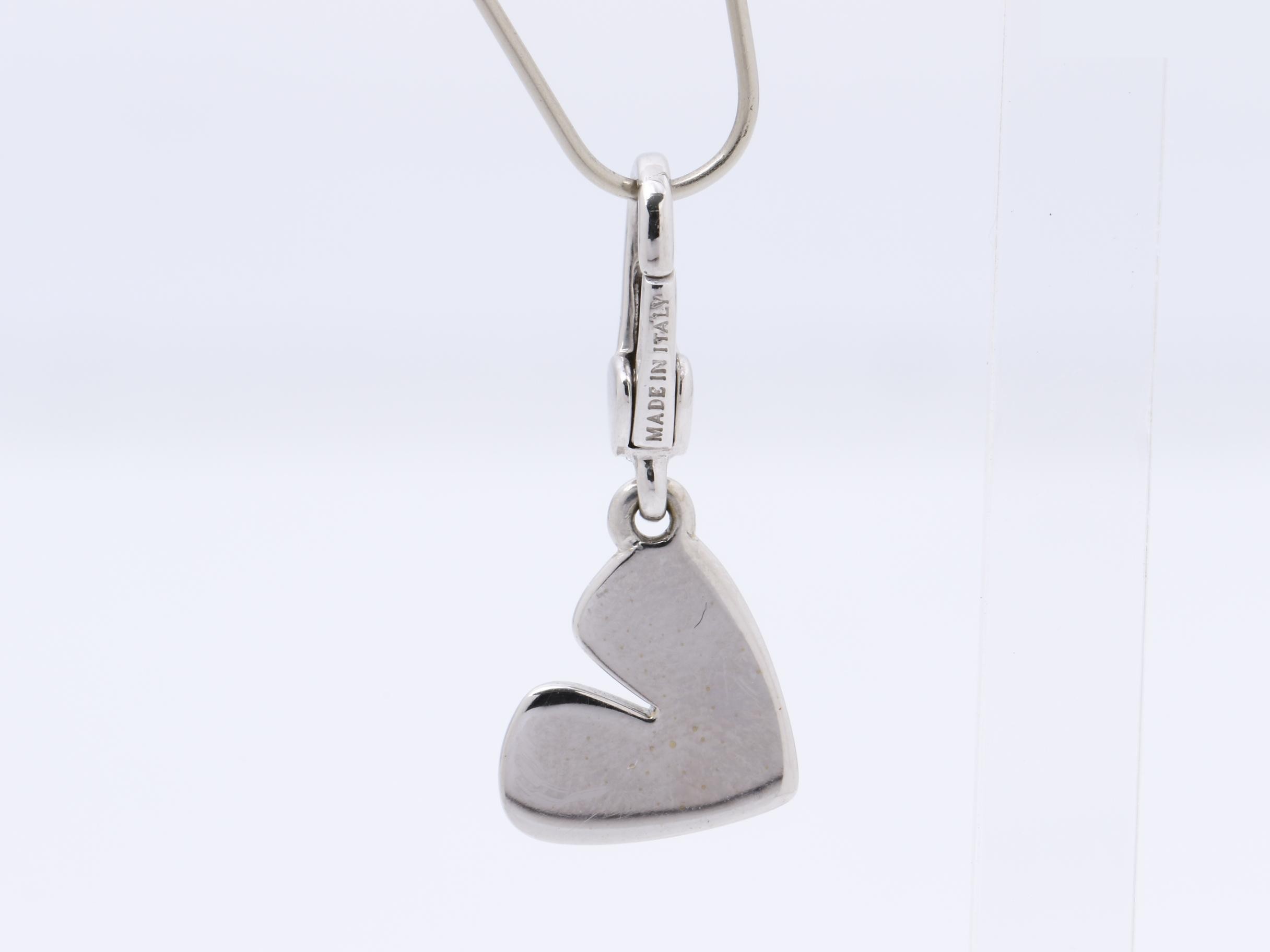 750WG Cuore Heart Charm Top 3g — view 4
