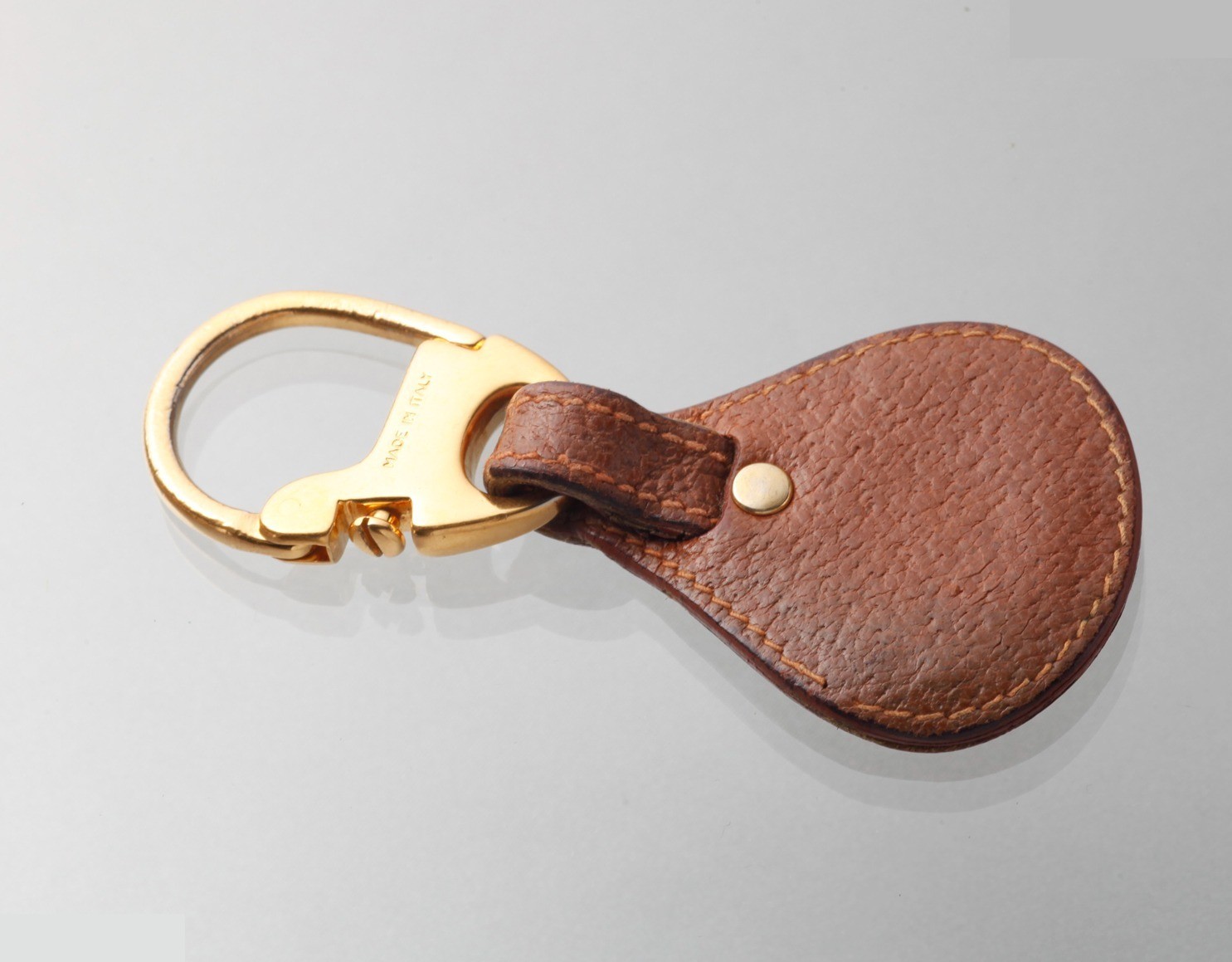Interlocking G Keyring — view 2