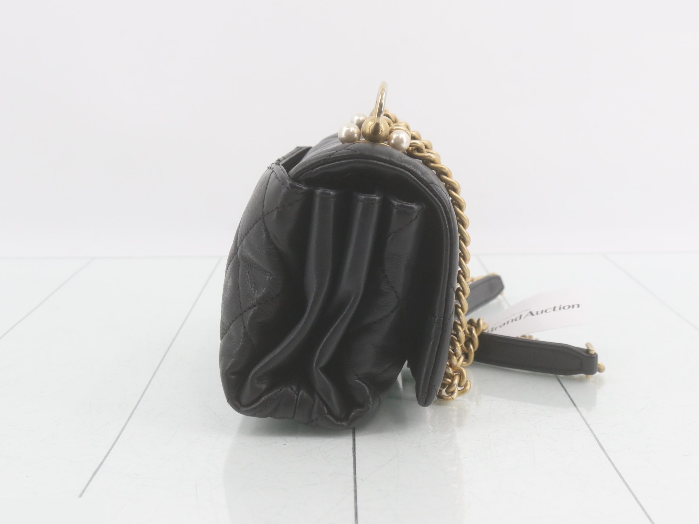 Coco Mark Chain Shoulder Bag — view 4
