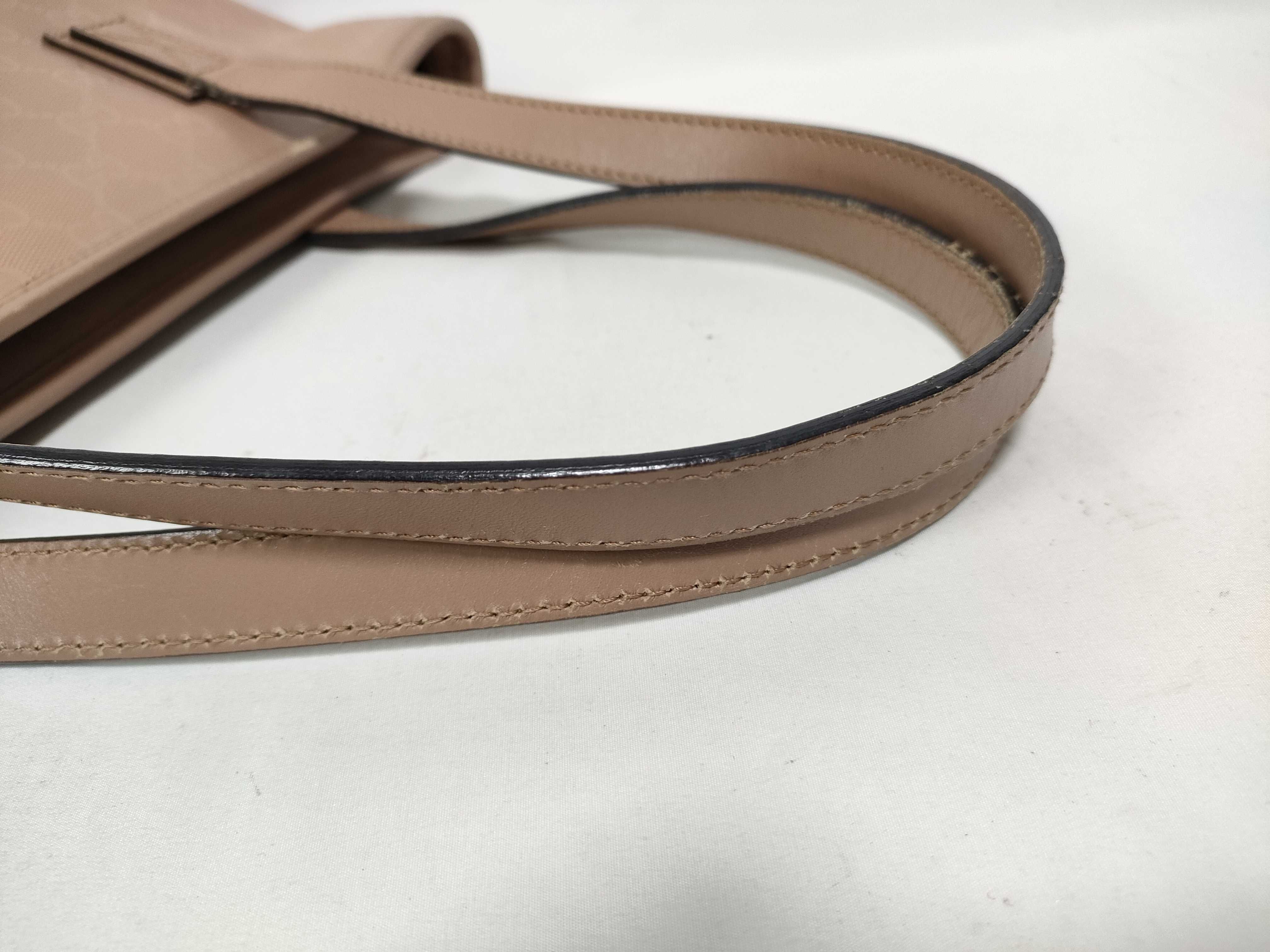 GG Supreme Tote Bag — view 11