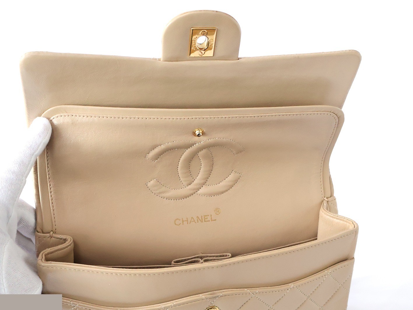 Matelassé 25 Lambskin Double Flap Double Chain Shoulder Bag, Beige — view 11