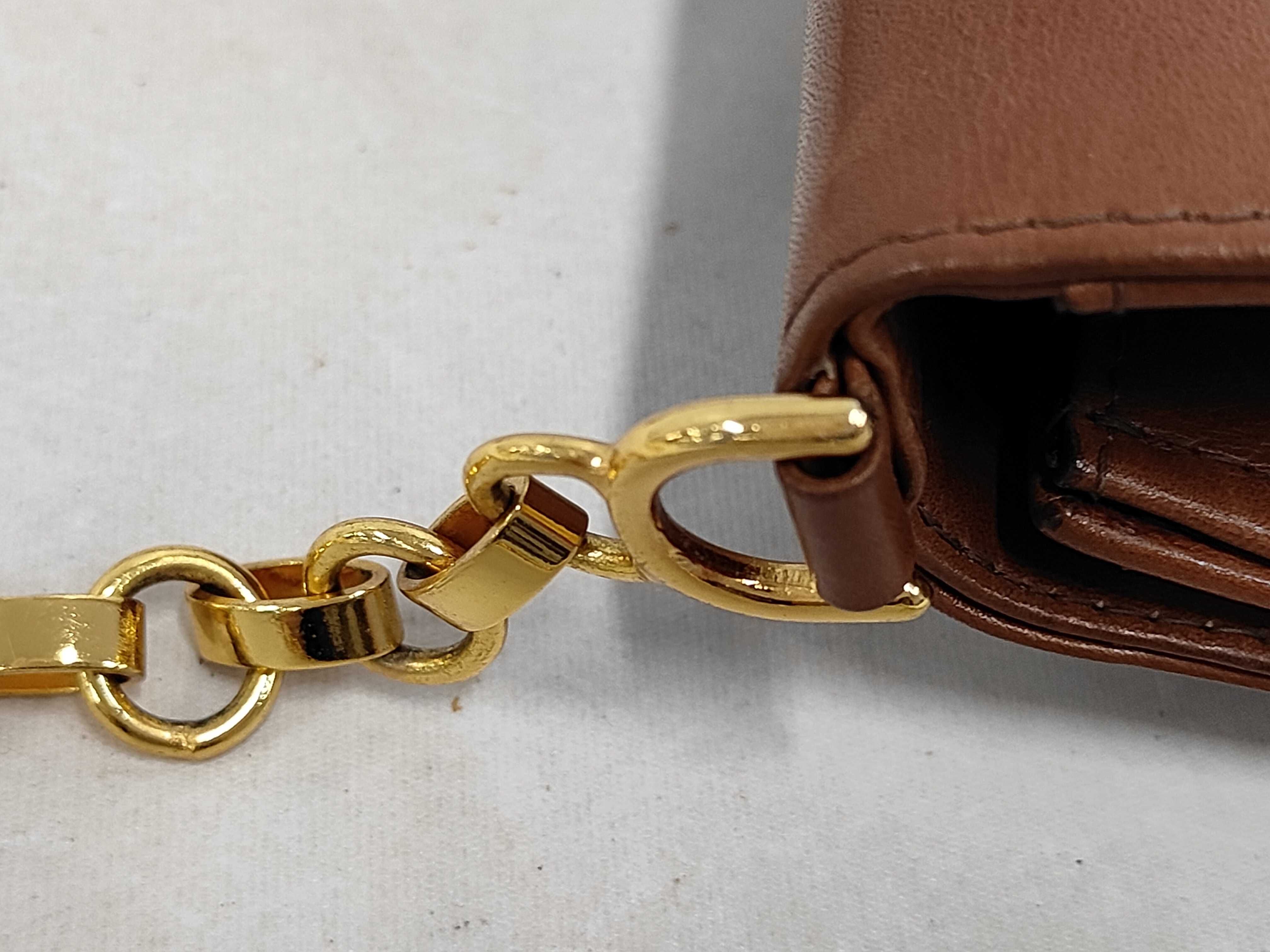 Old Gucci Interlocking G Chain Shoulder Bag — view 6