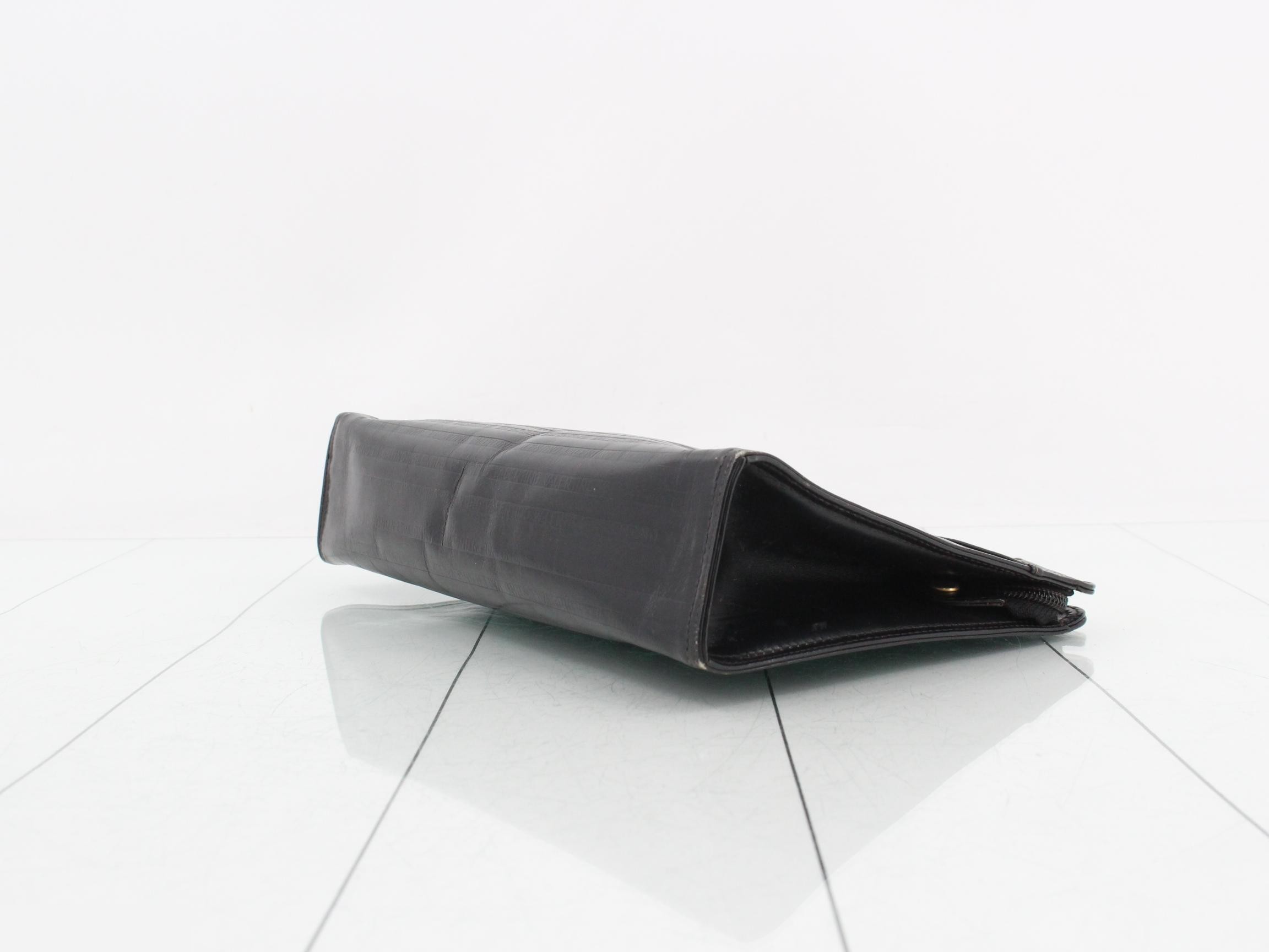 Other lines: Bags and clutches — view 6