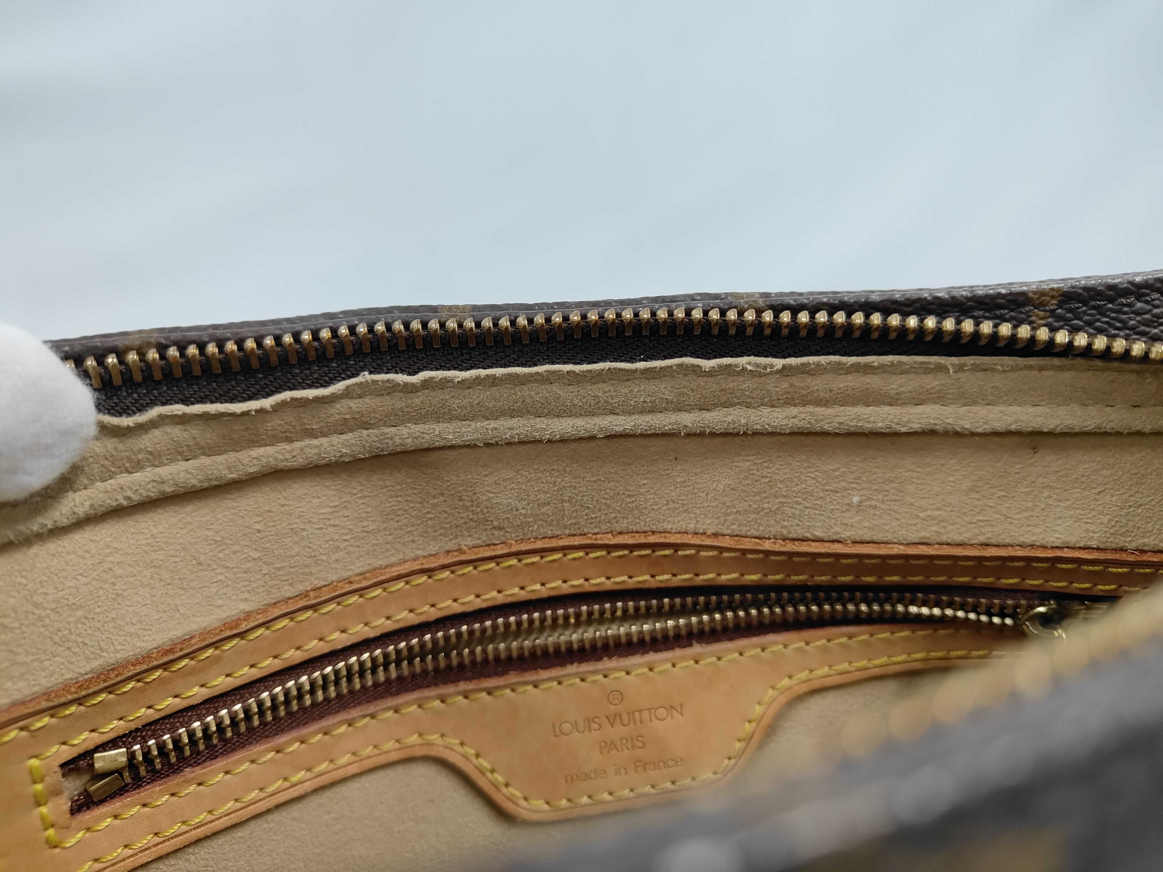 M51146 Looping MM Monogram Handbag Shoulder Bag — view 9