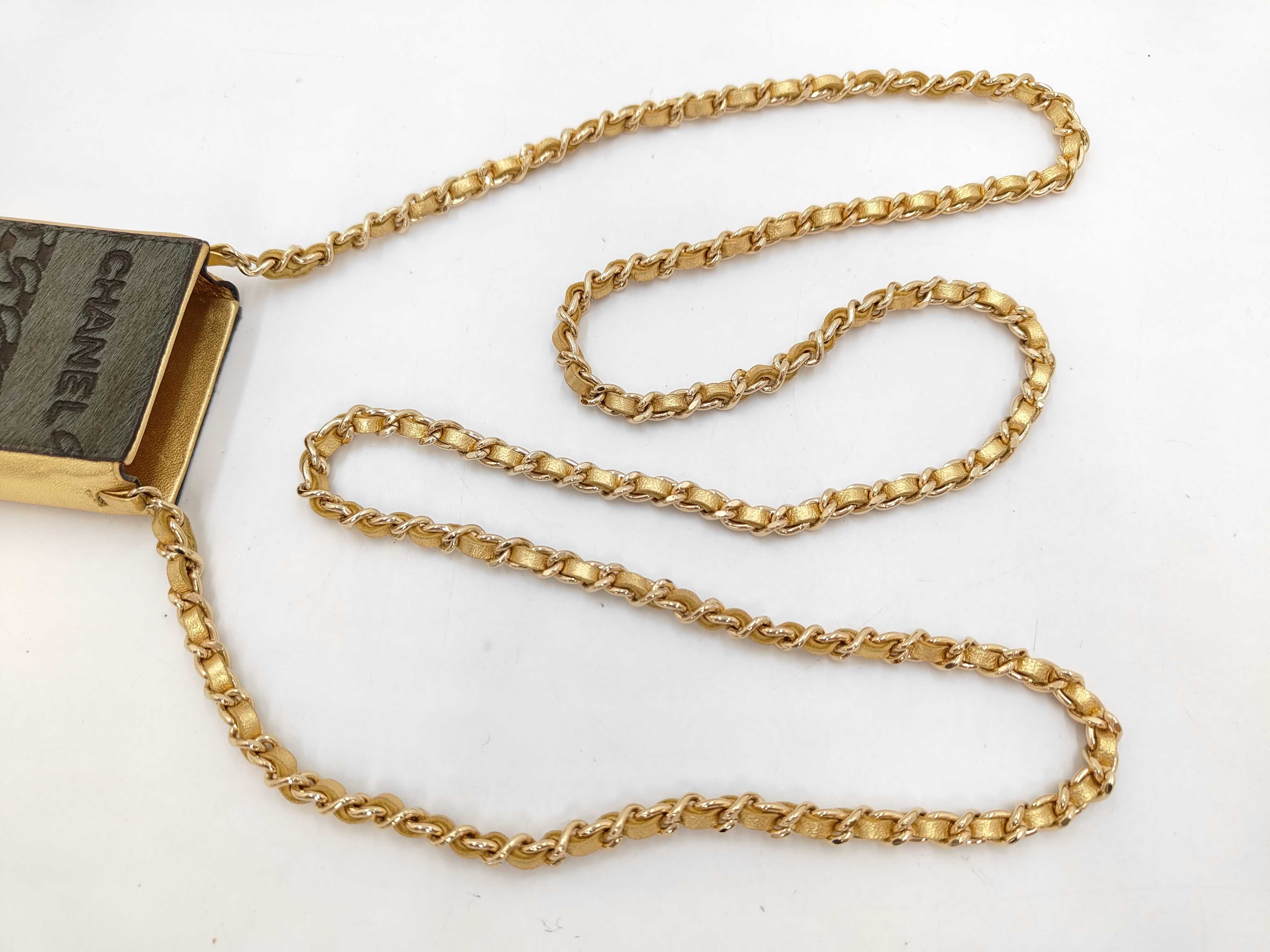Chain Pouch with Seal — view 5