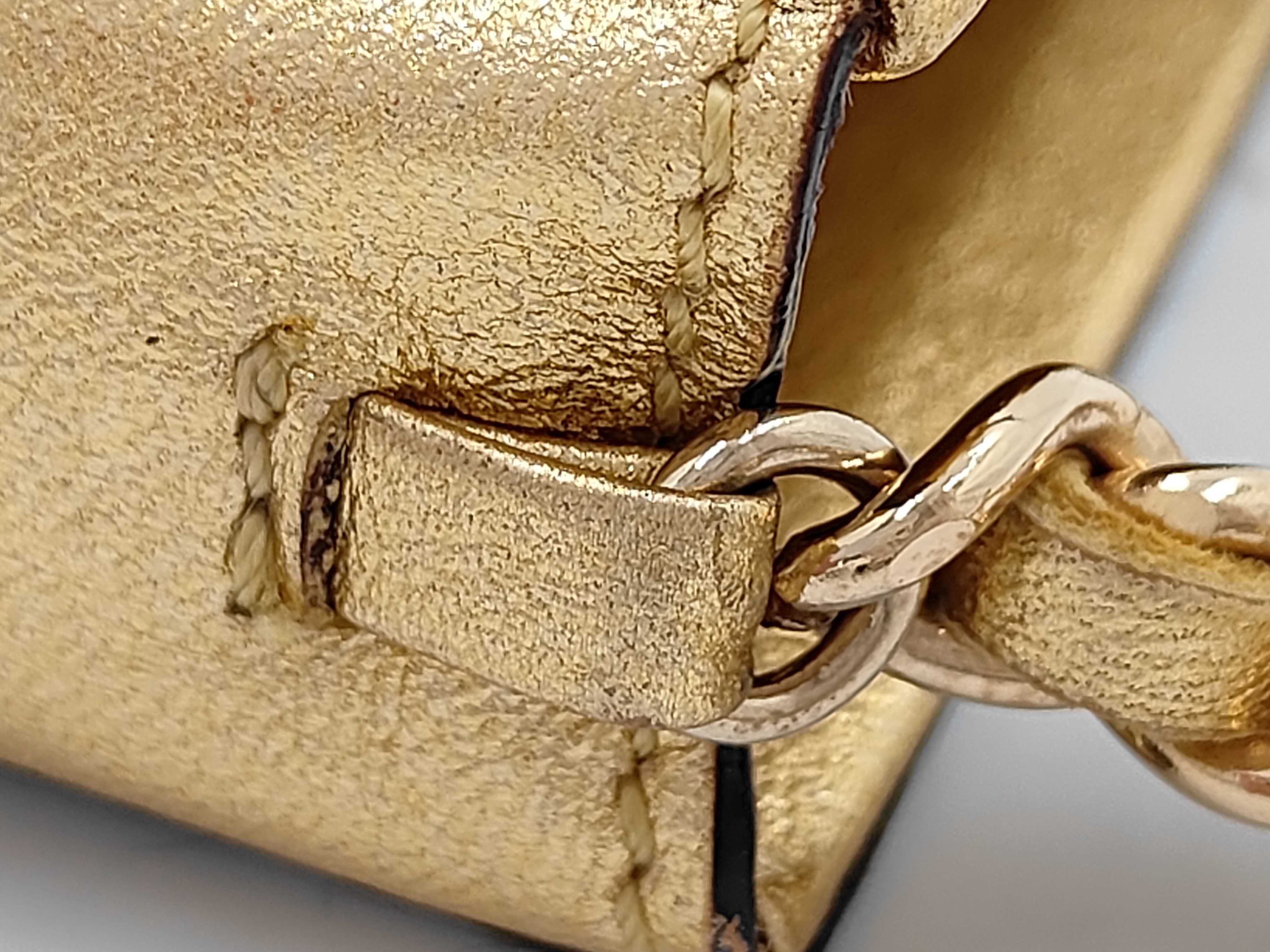 Chain Pouch with Seal — view 7