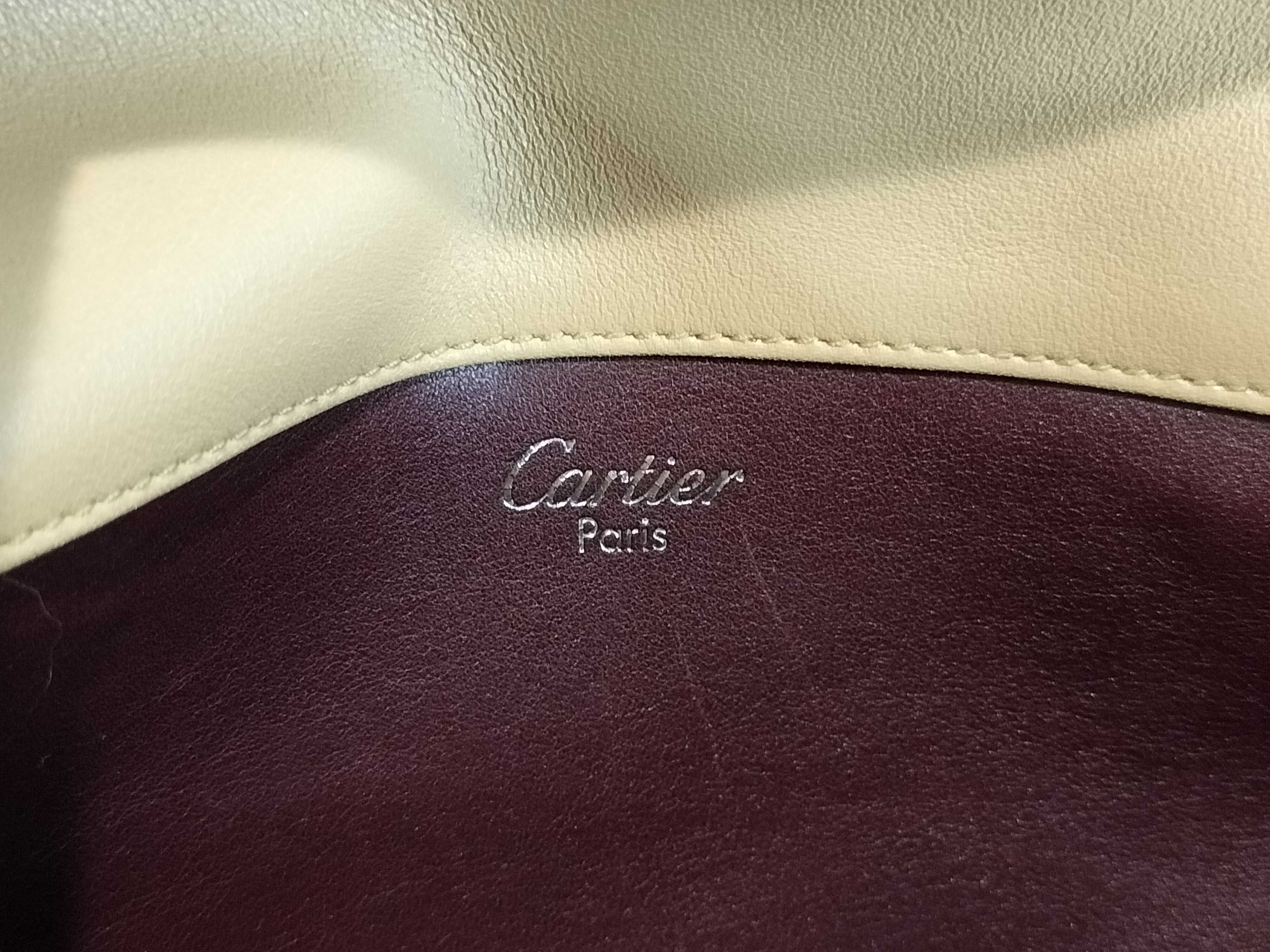Trinity Leather One-Shoulder Handbag — view 10