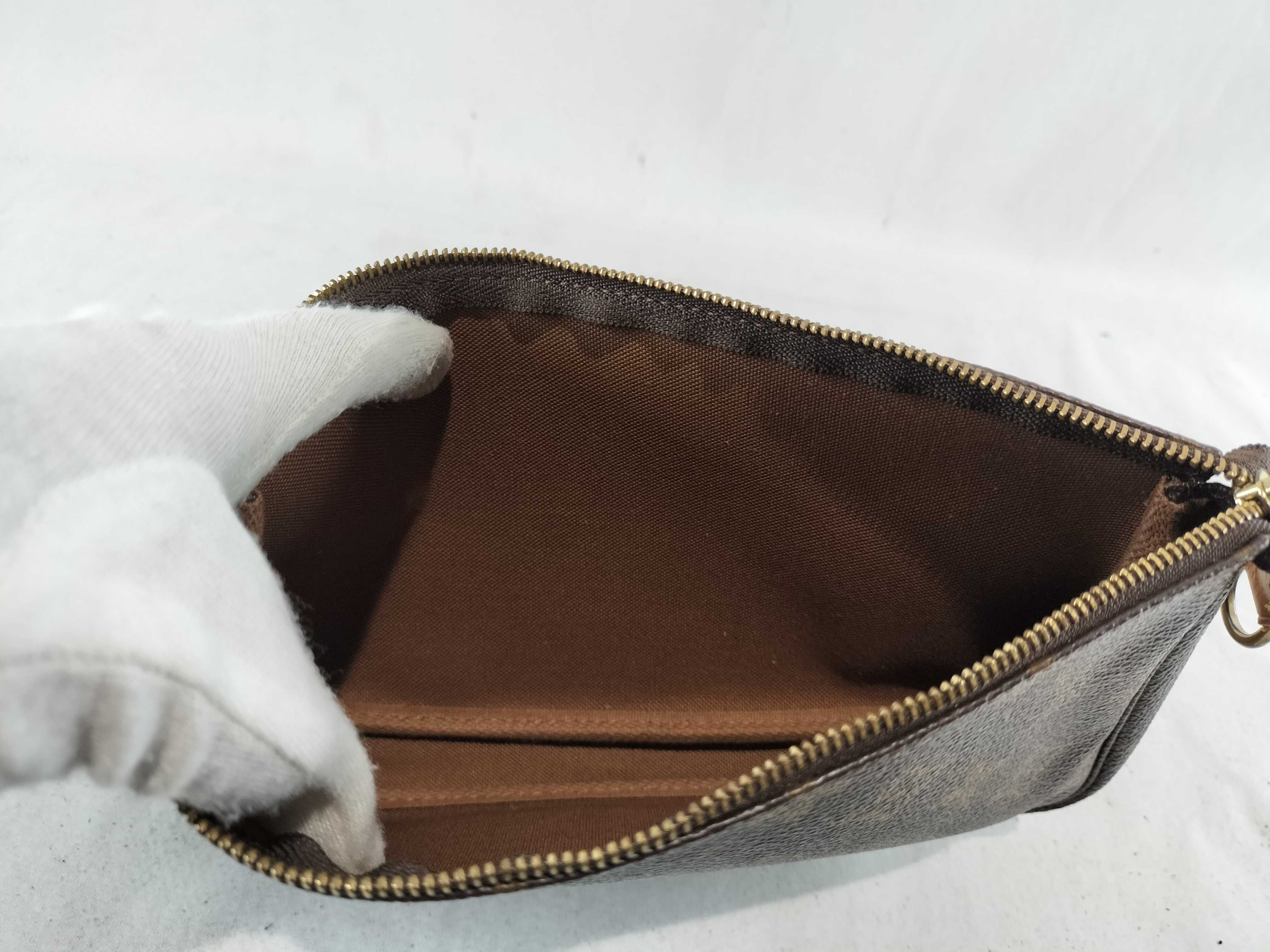 Monogram M51980 Accessoires Pouch — view 10