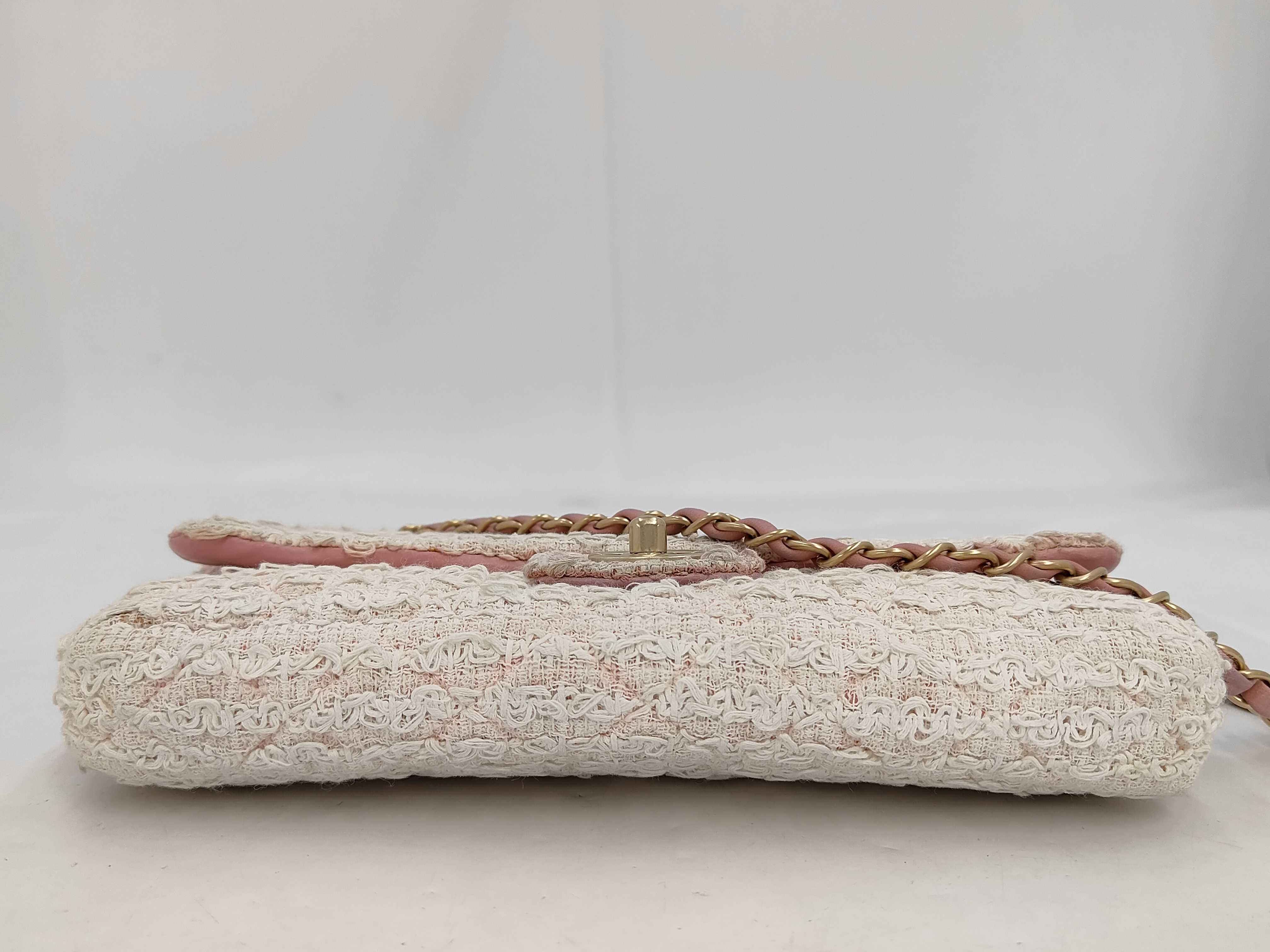 CF Medium Chain Shoulder Bag — view 4
