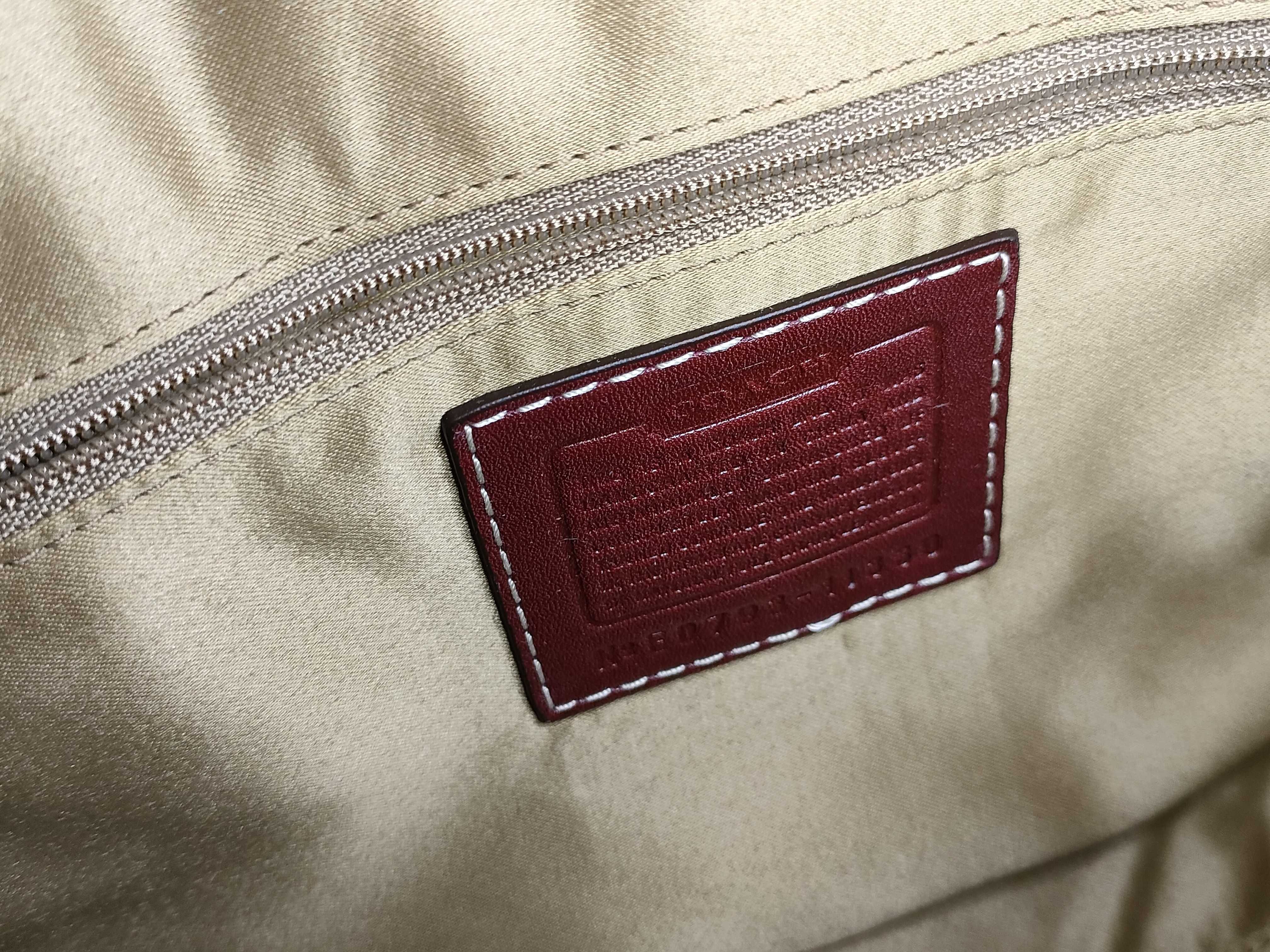 wallet — view 11