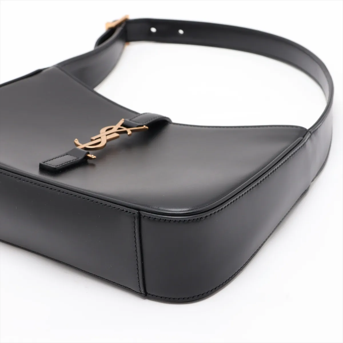 Le Cincassette 657228 Leather Shoulder Bag, Black — view 3