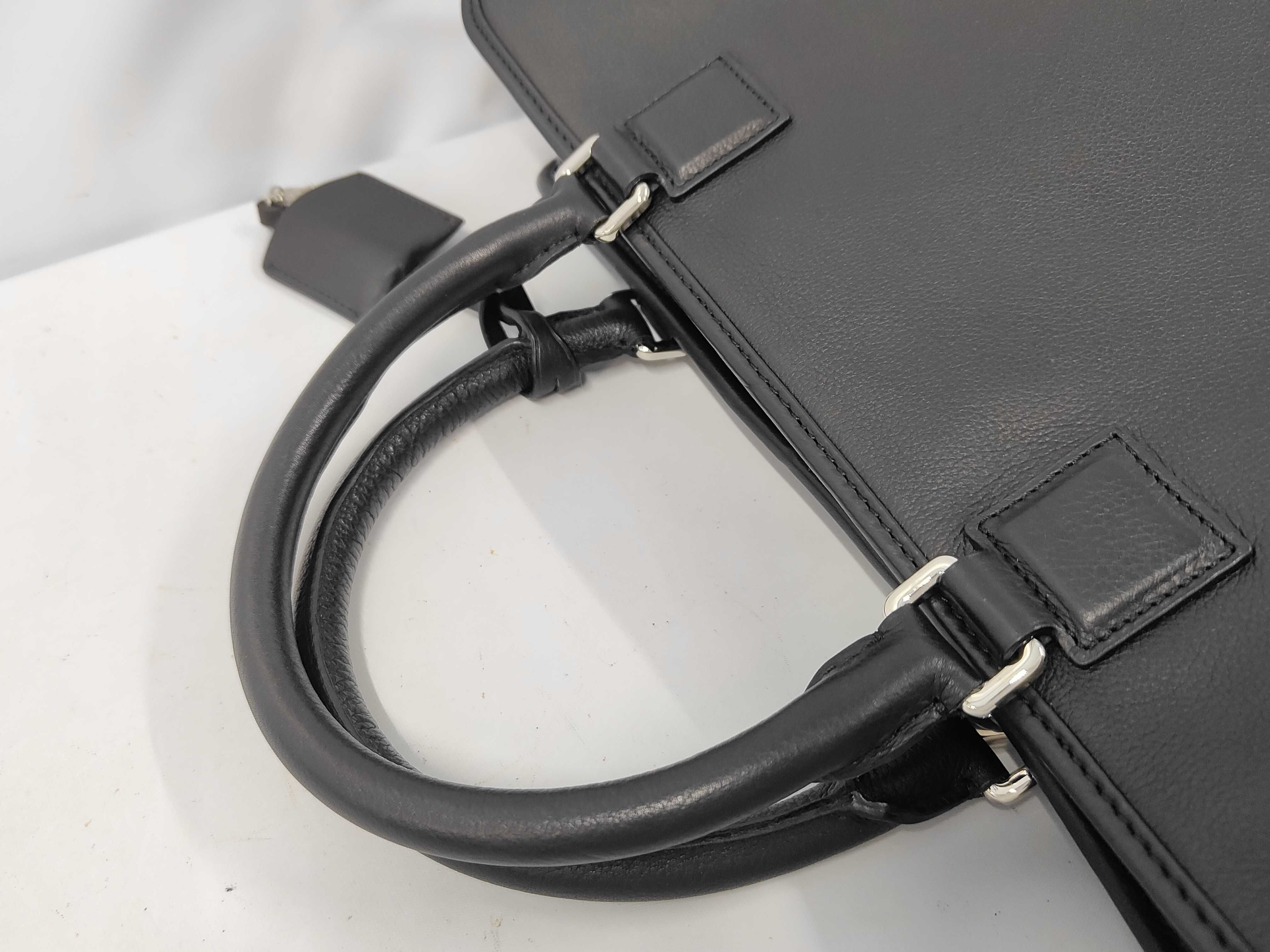 Amazona 36 Anagram Black Handbag A Handbag — view 5