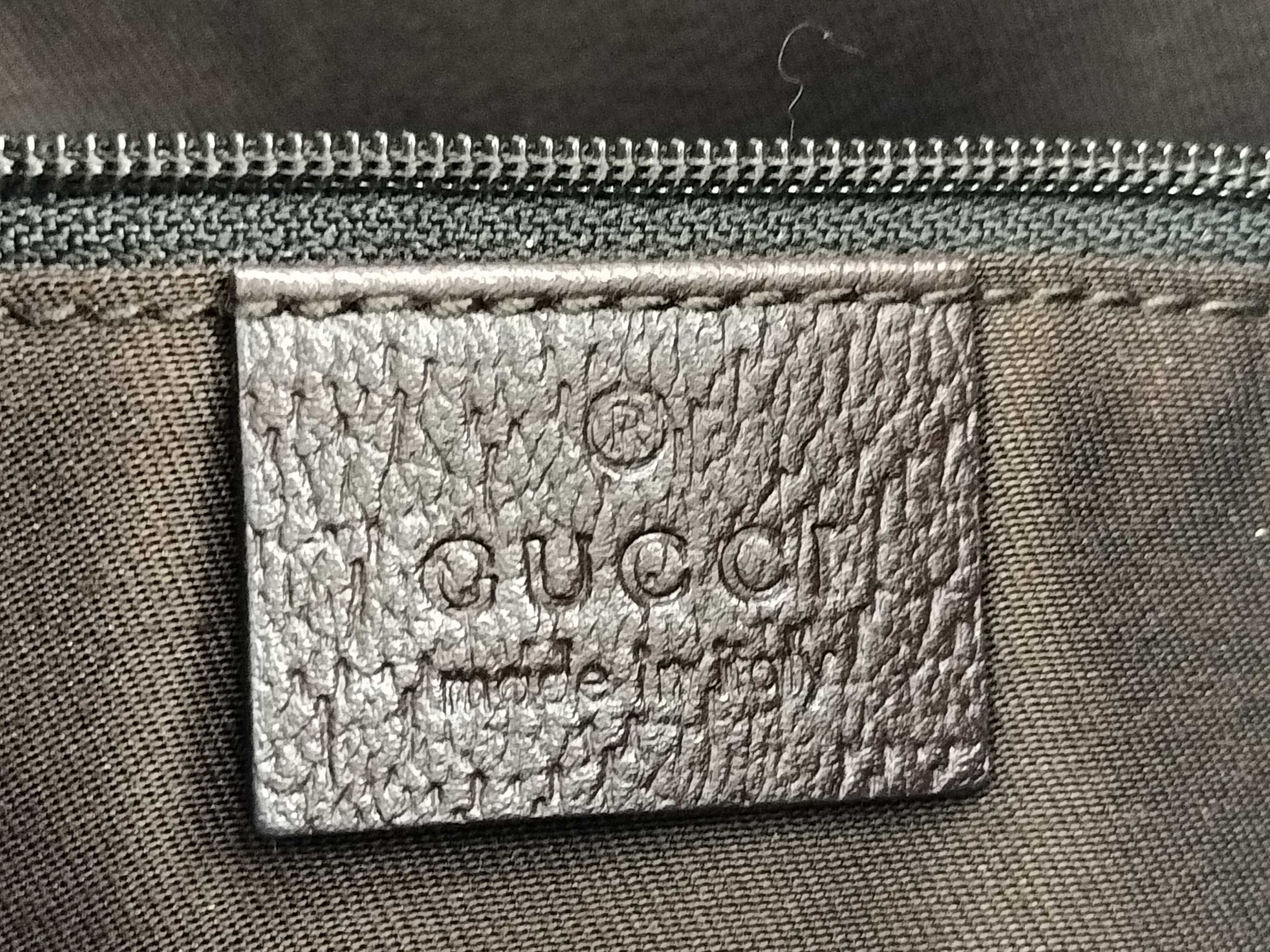 GG Canvas Shoulder Bag 130738 — view 12