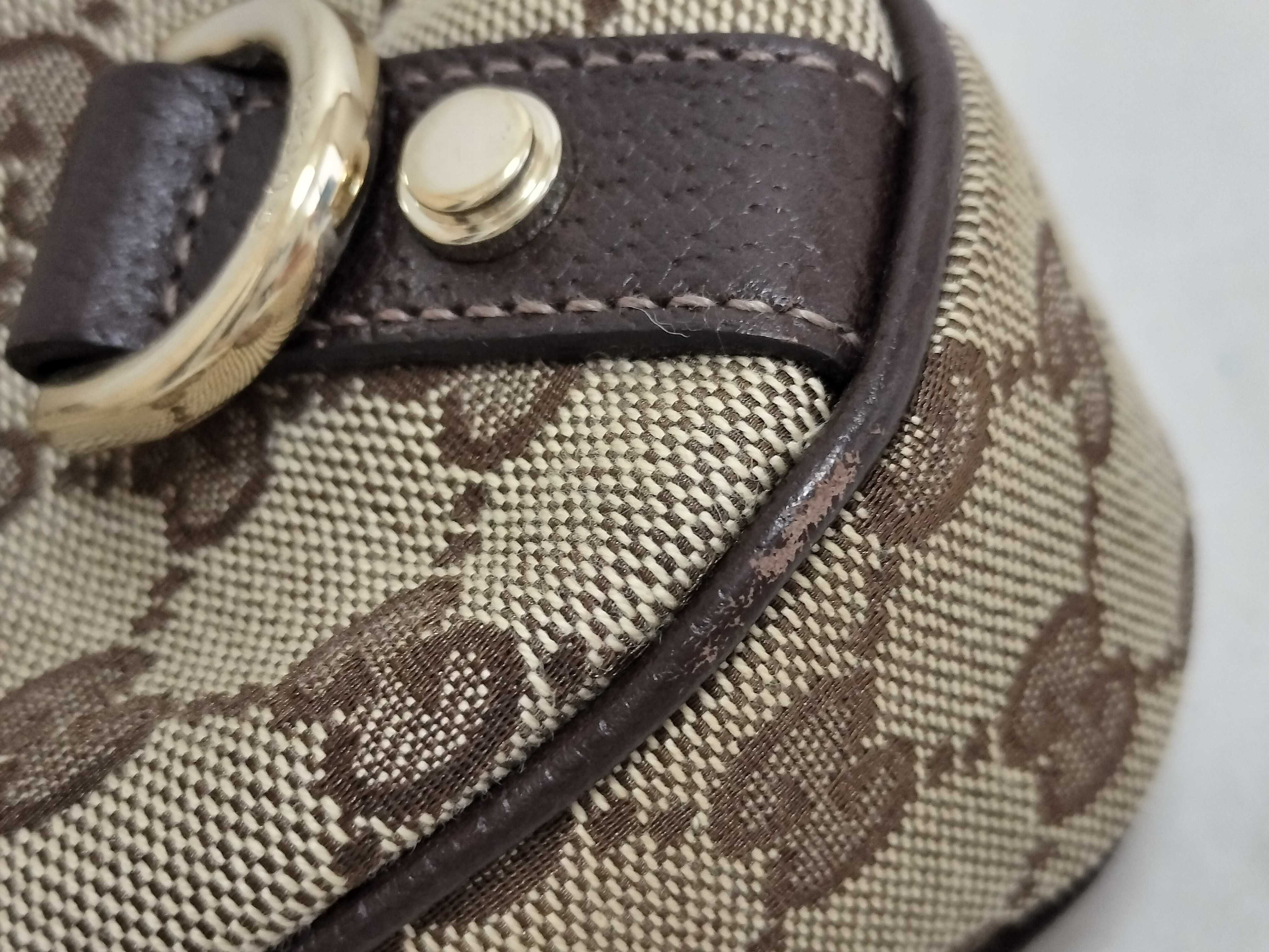 GG Canvas Shoulder Bag 130738 — view 7