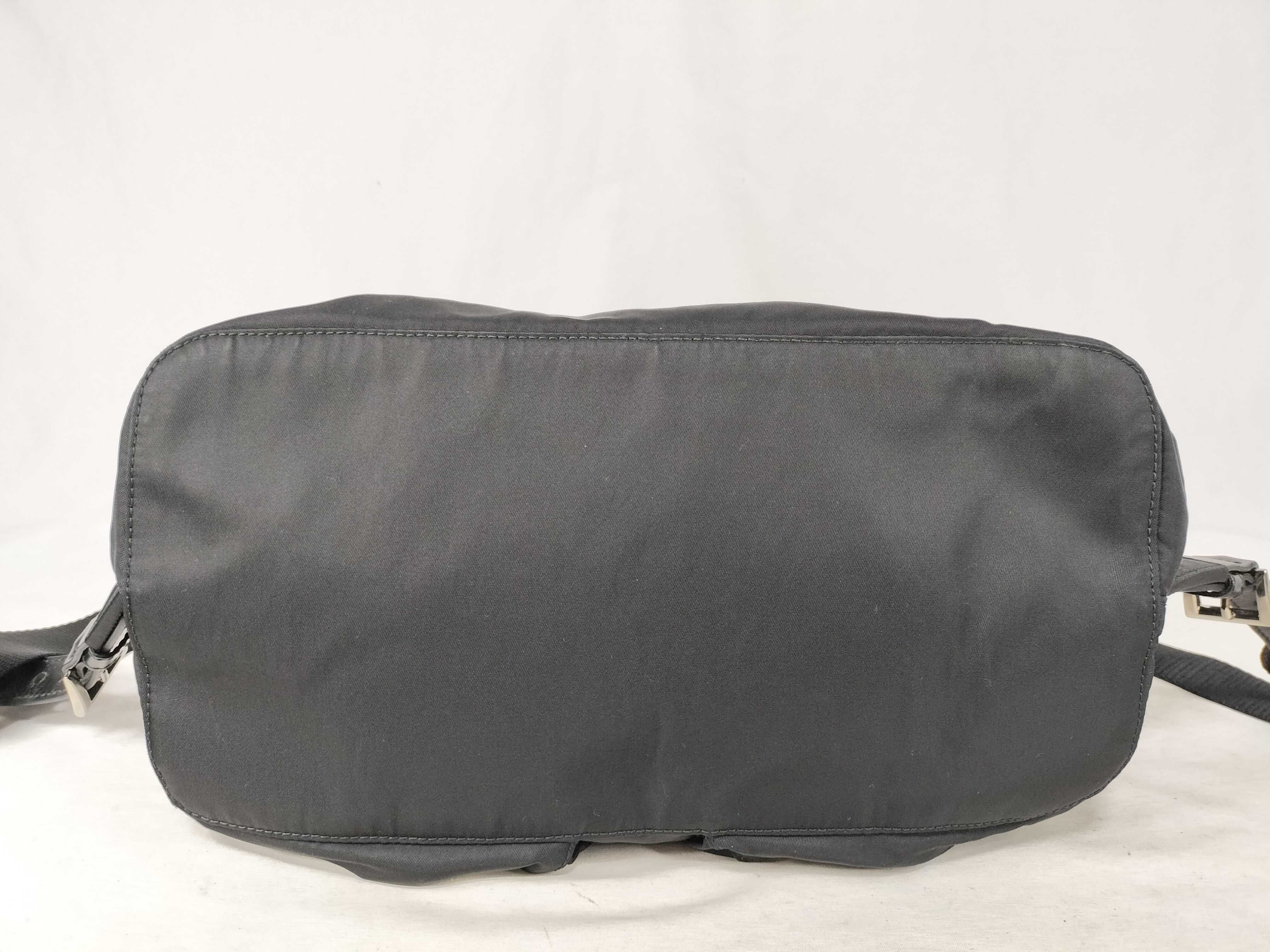 nylon backpack with double pockets. — view 7