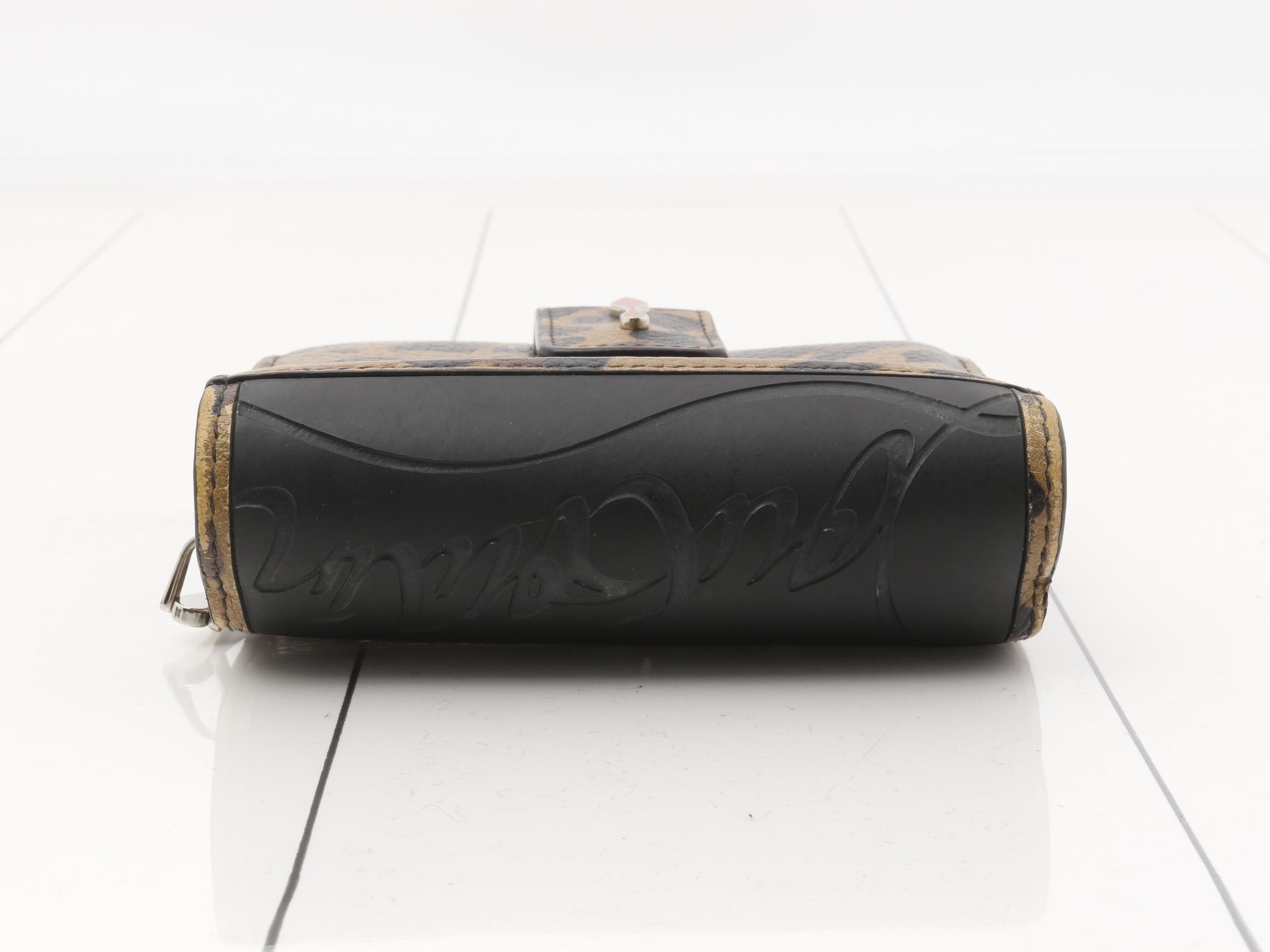 Other lines: Bags and Wallets — view 3