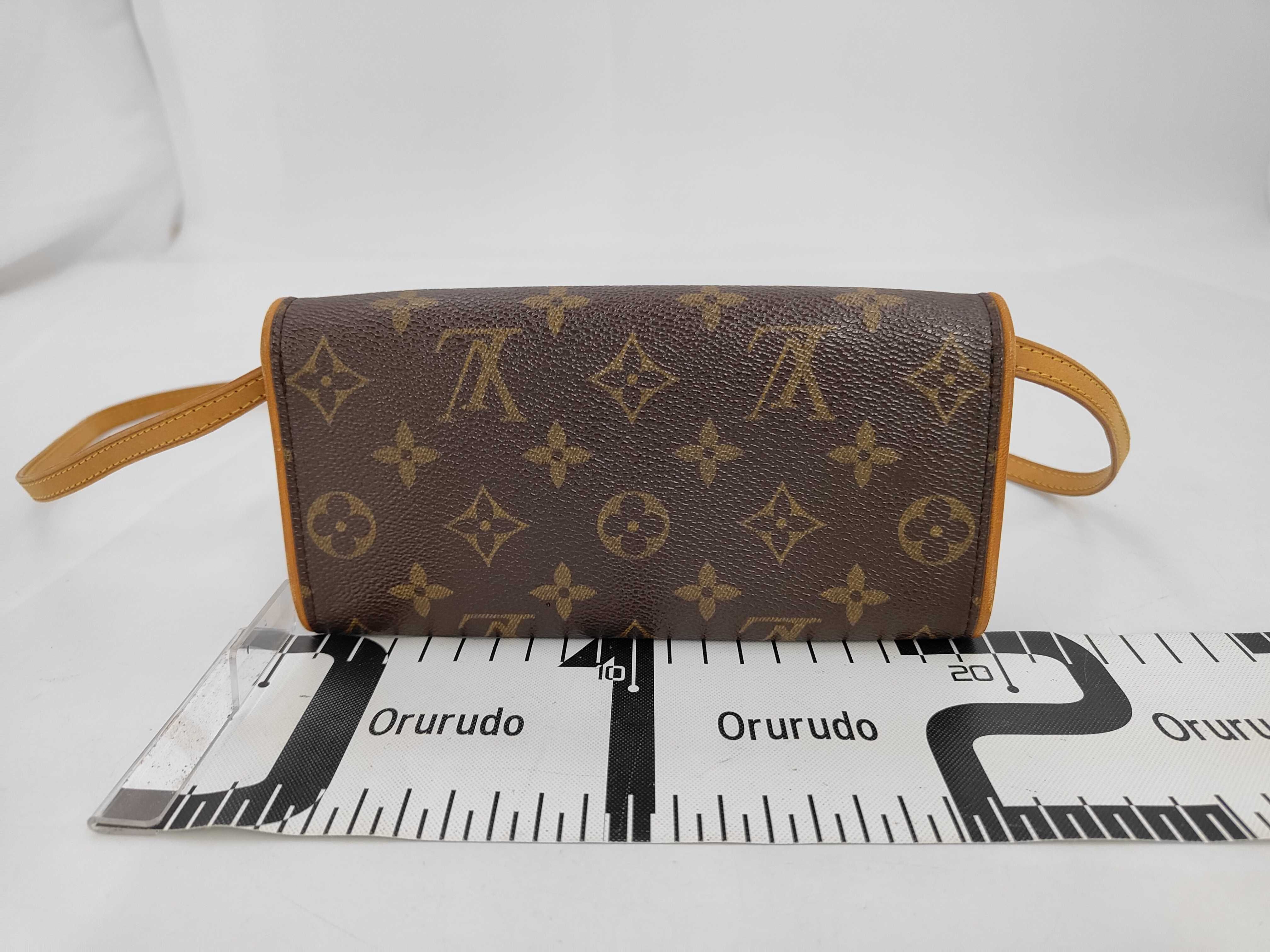 Monogram Louis Vuitton Monogram Shoulder Bag Pochette Twin PM M51854 Shoulder Bag — view 2
