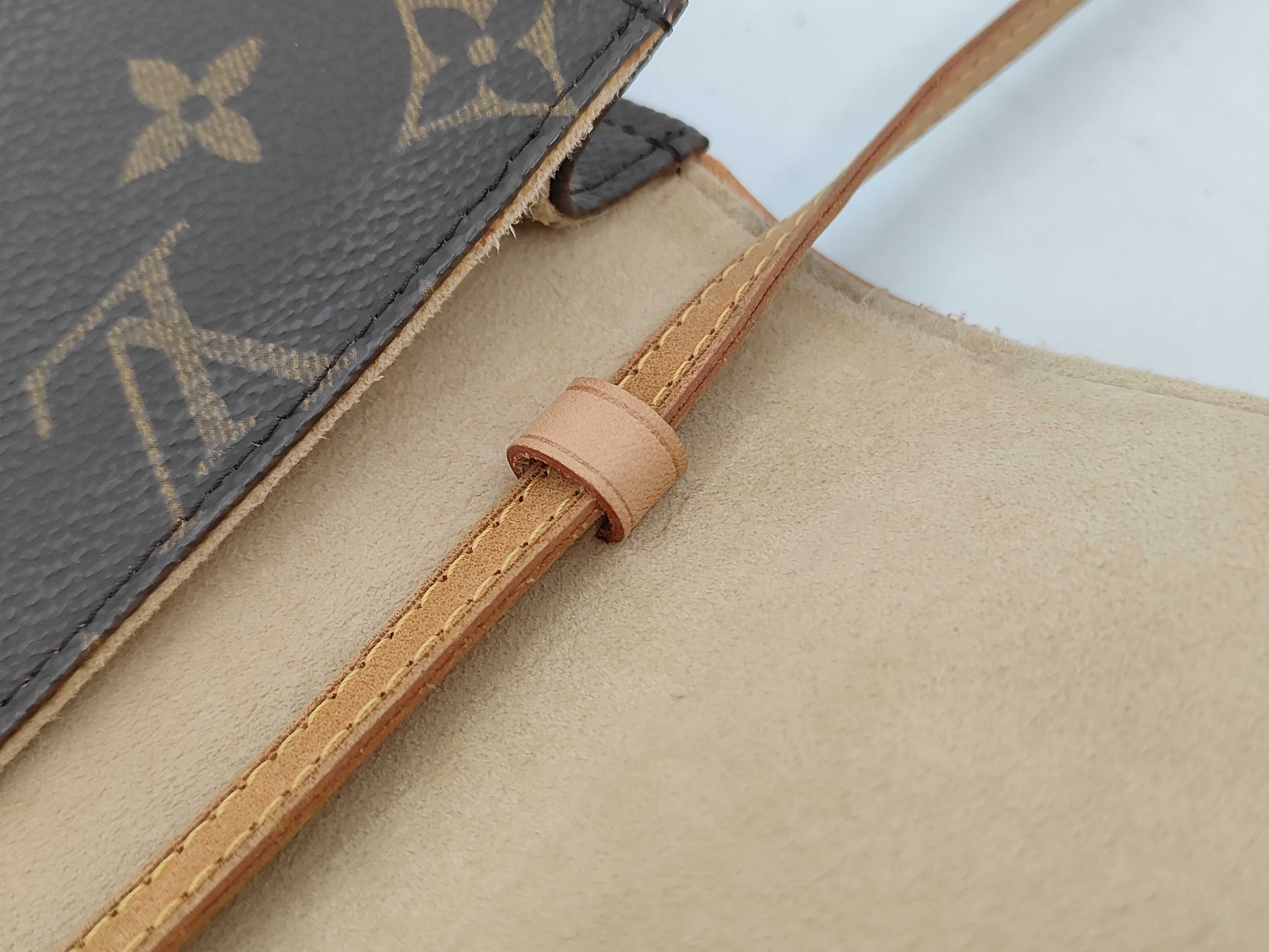 Monogram Louis Vuitton Monogram Shoulder Bag Pochette Twin PM M51854 Shoulder Bag — view 8