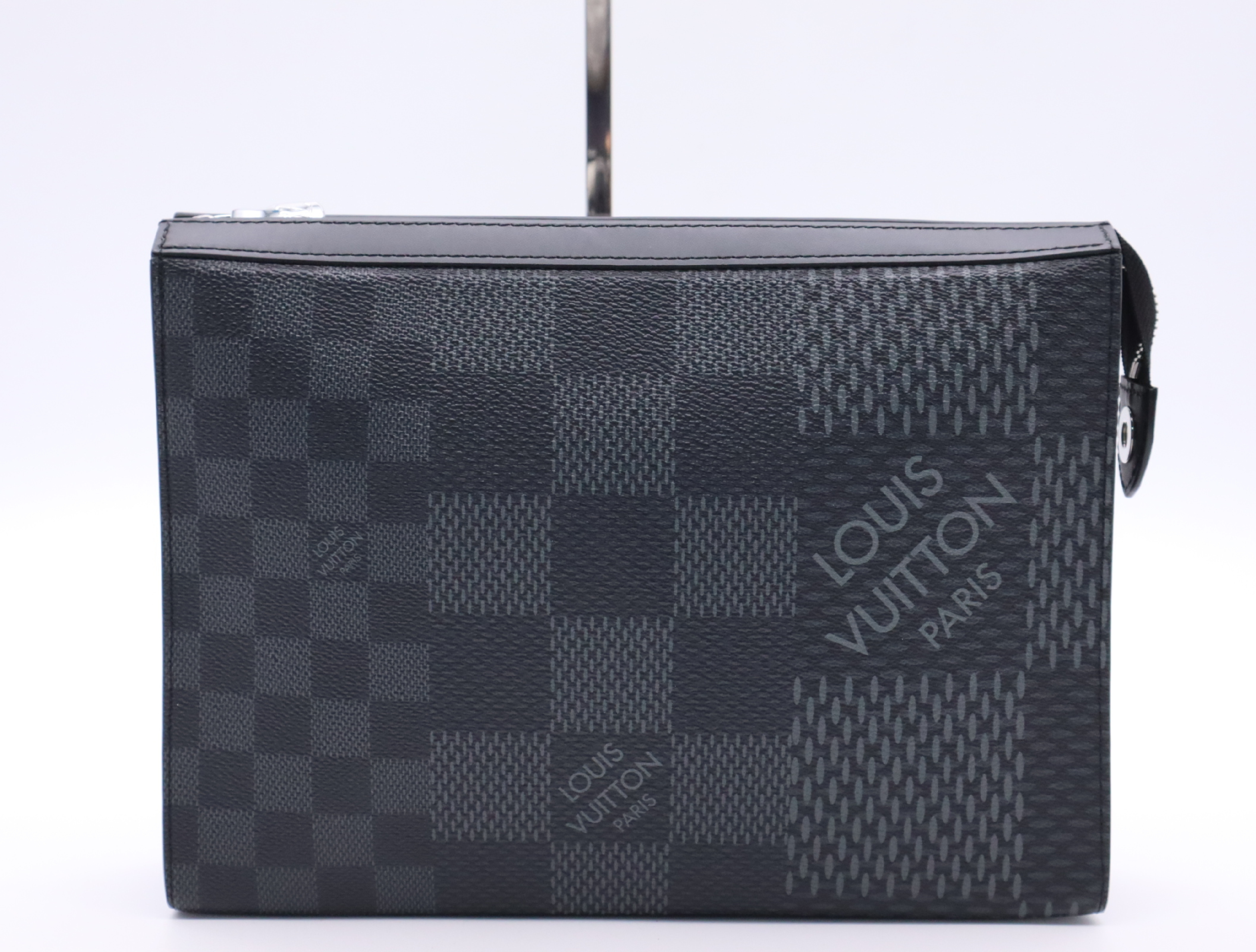 N60444 Graphite 3D Pochette Voyage MM RFID-tested clutch bag