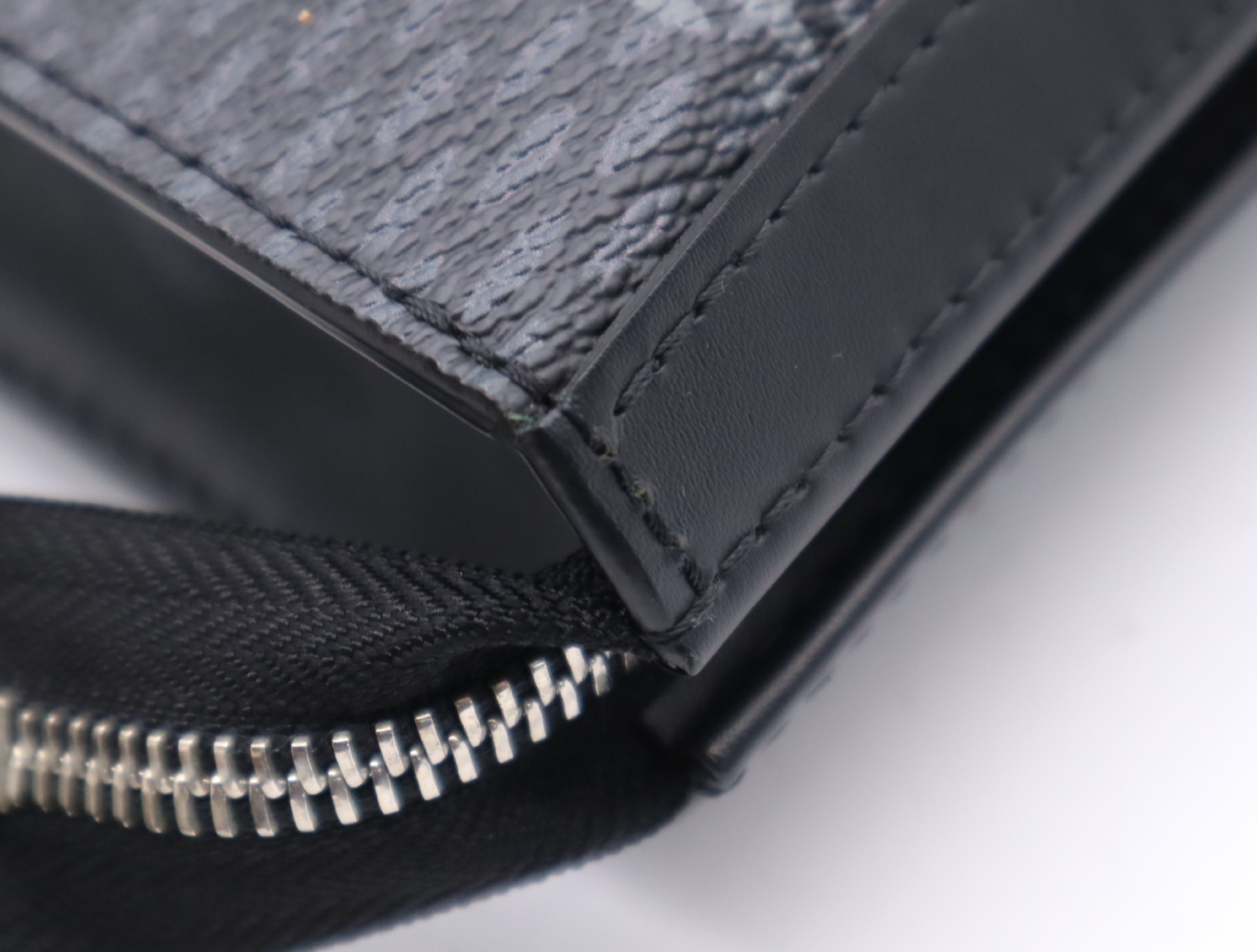 N60444 Graphite 3D Pochette Voyage MM RFID-tested clutch bag — view 8