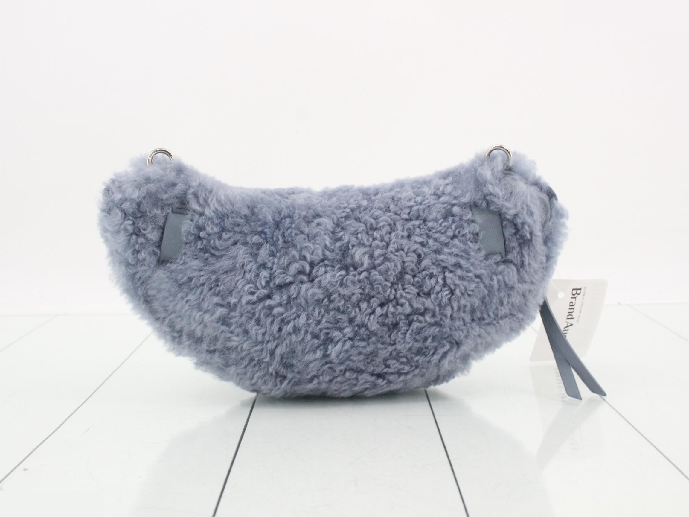 Fur Belt Bag Chain Shoulder Bag — view 2