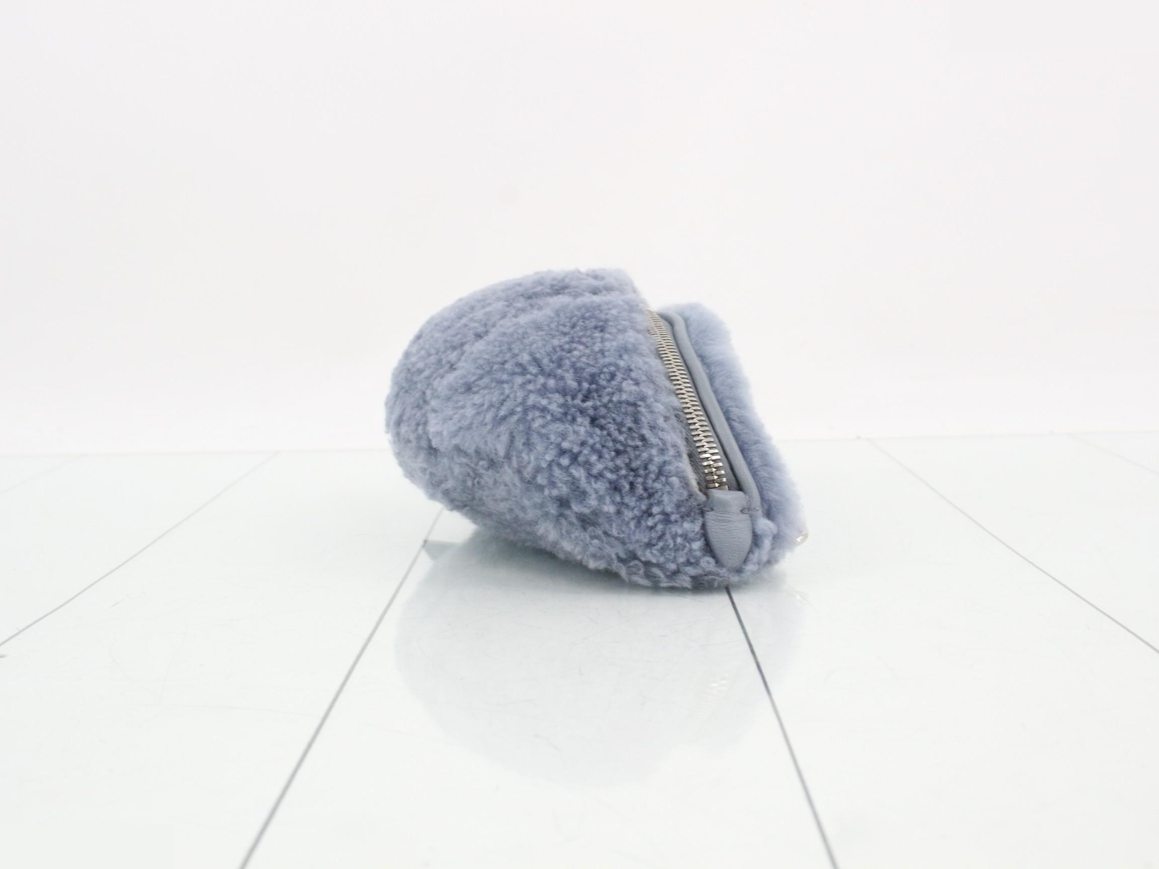 Fur Belt Bag Chain Shoulder Bag — view 3