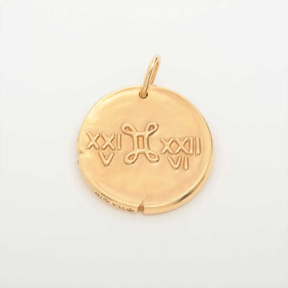 Zodiac Medal Necklace Pendant, 750 (Yellow Gold), 7.9g, JD248165 — view 2