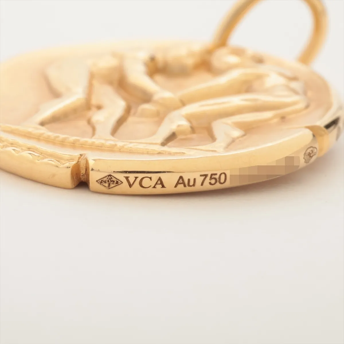 Zodiac Medal Necklace Pendant, 750 (Yellow Gold), 7.9g, JD248165 — view 3