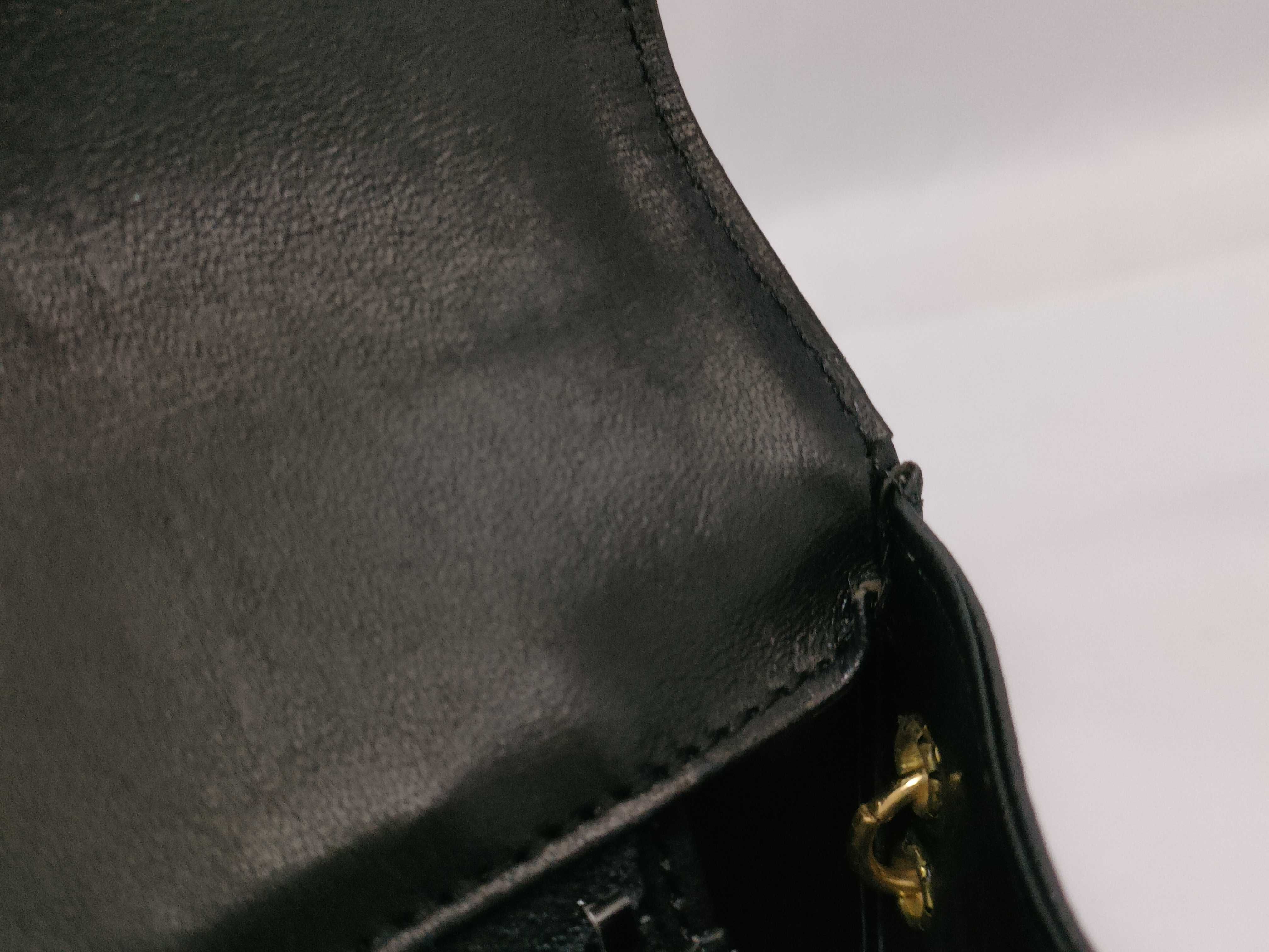CD Logo Chain Bag Shoulder Bag — view 11