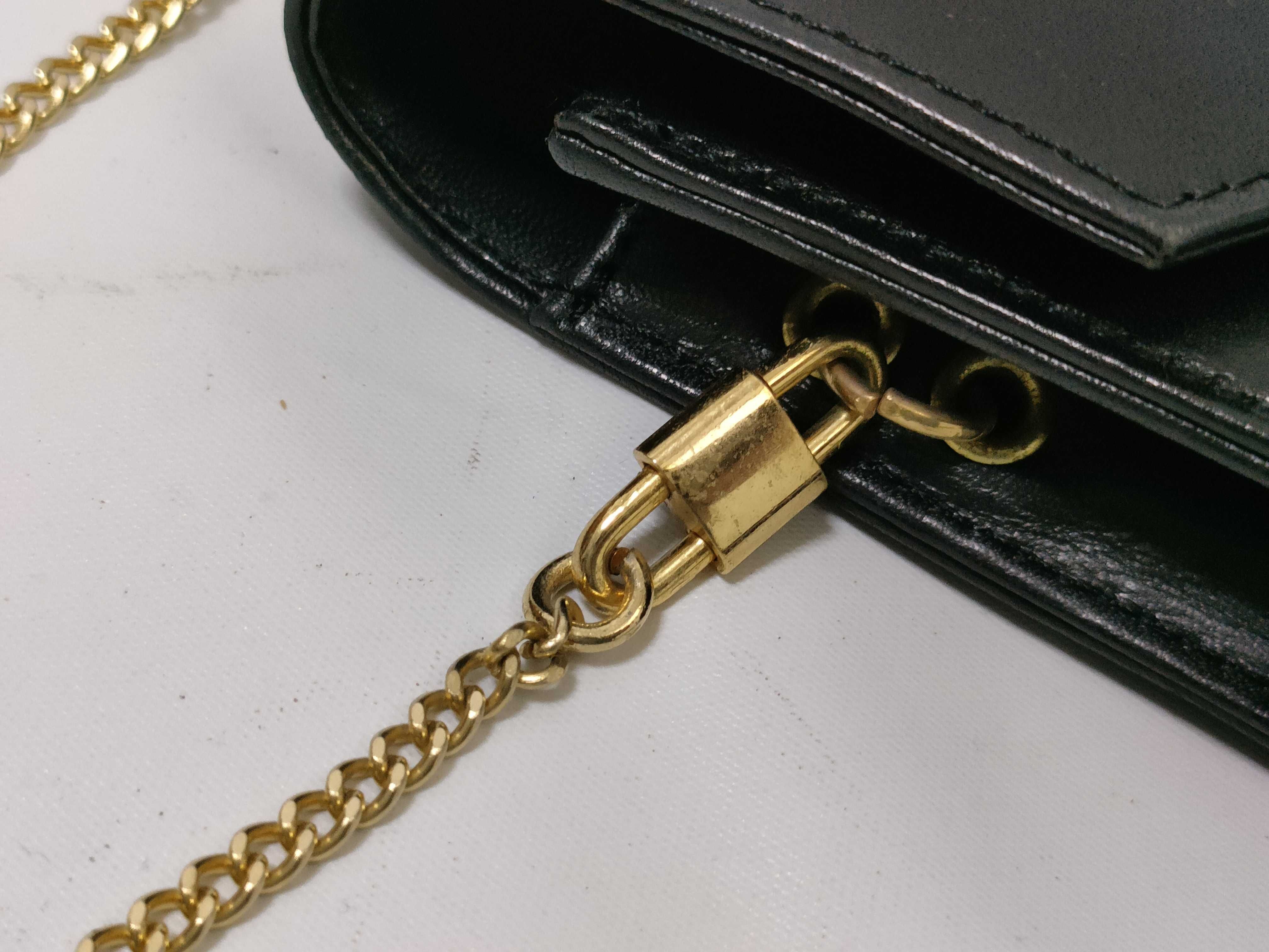 CD Logo Chain Bag Shoulder Bag — view 5