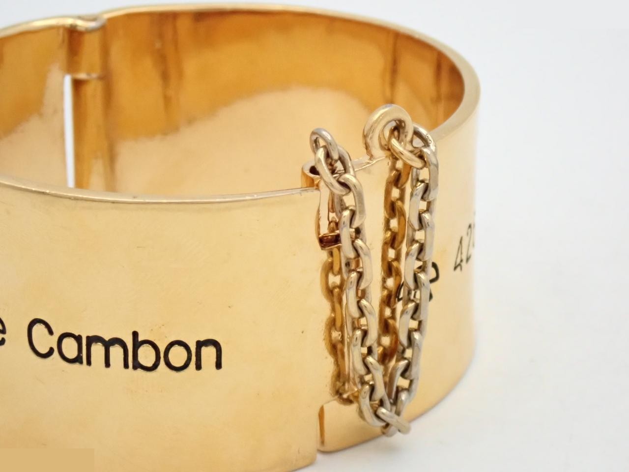 bangle, gold color, wrist circumference approximately 19 cm — view 3