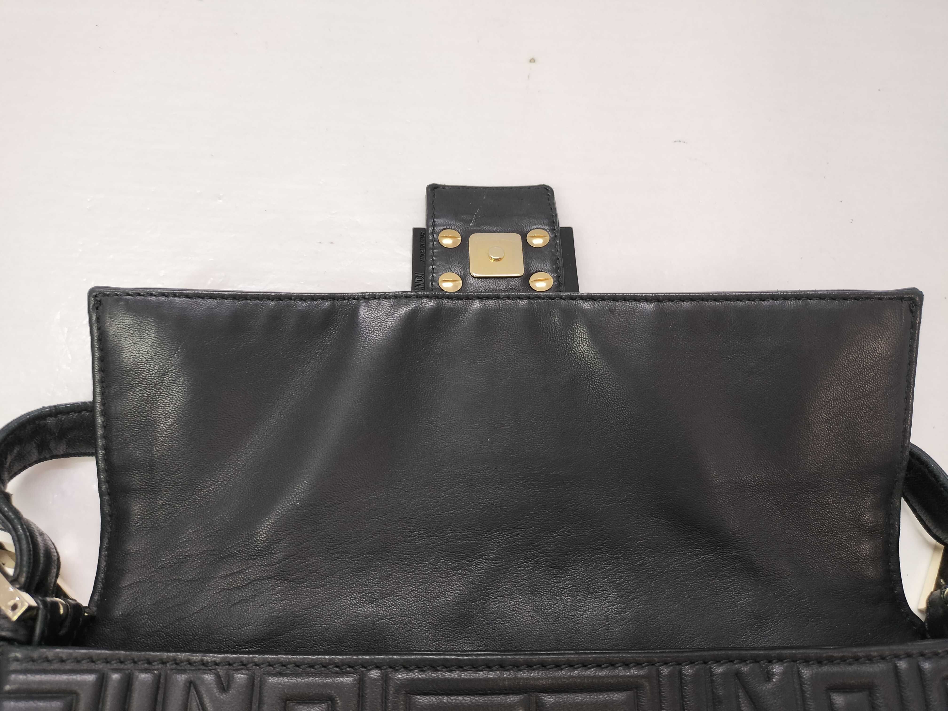 DU- Baguette 1997 Re-edition 3D Embossed Leather Bag 8BR600 Shoulder Bag — view 13