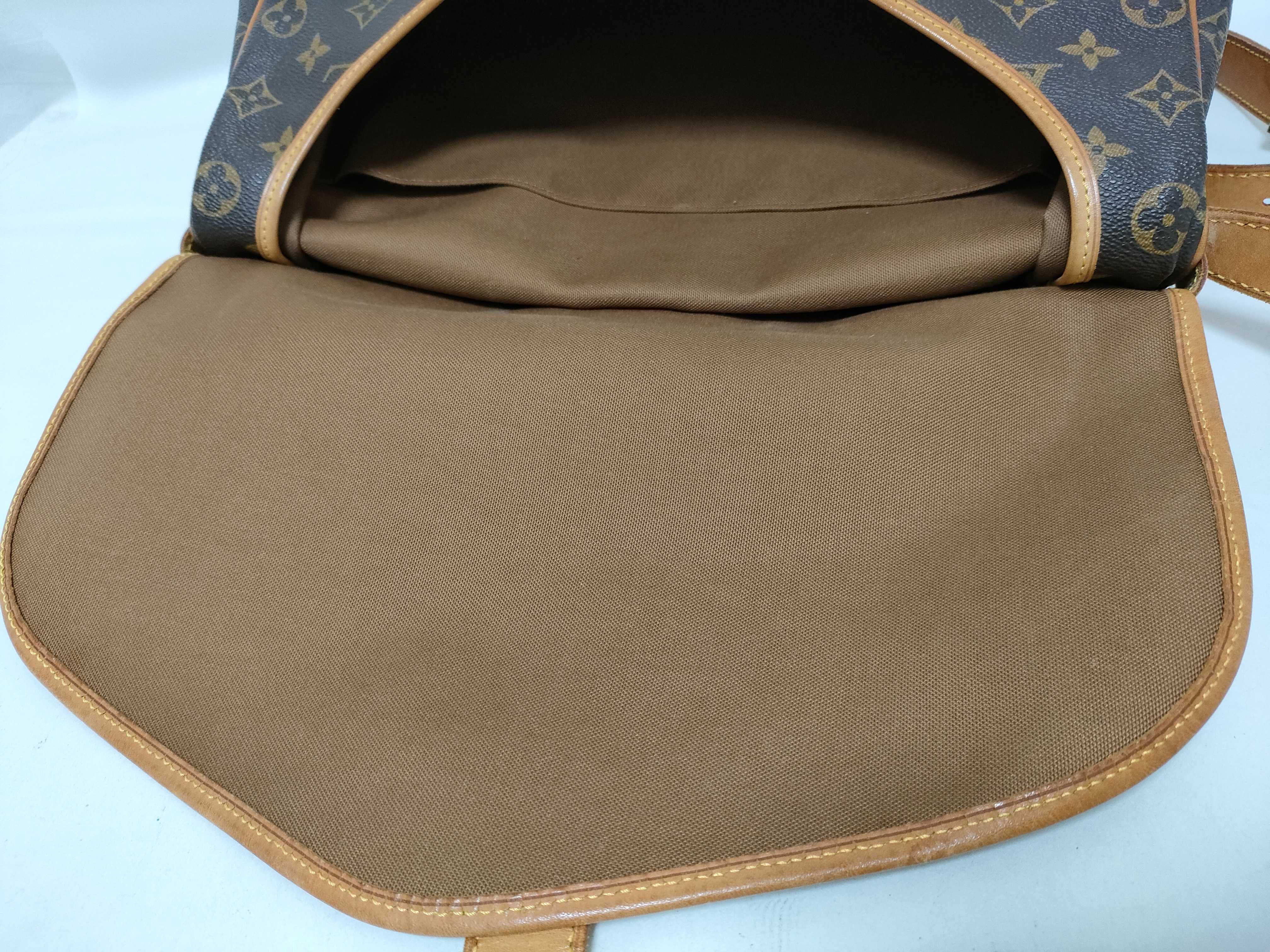 Monogram Louis Vuitton Monogram Saumur 35 Shoulder Bag — view 13
