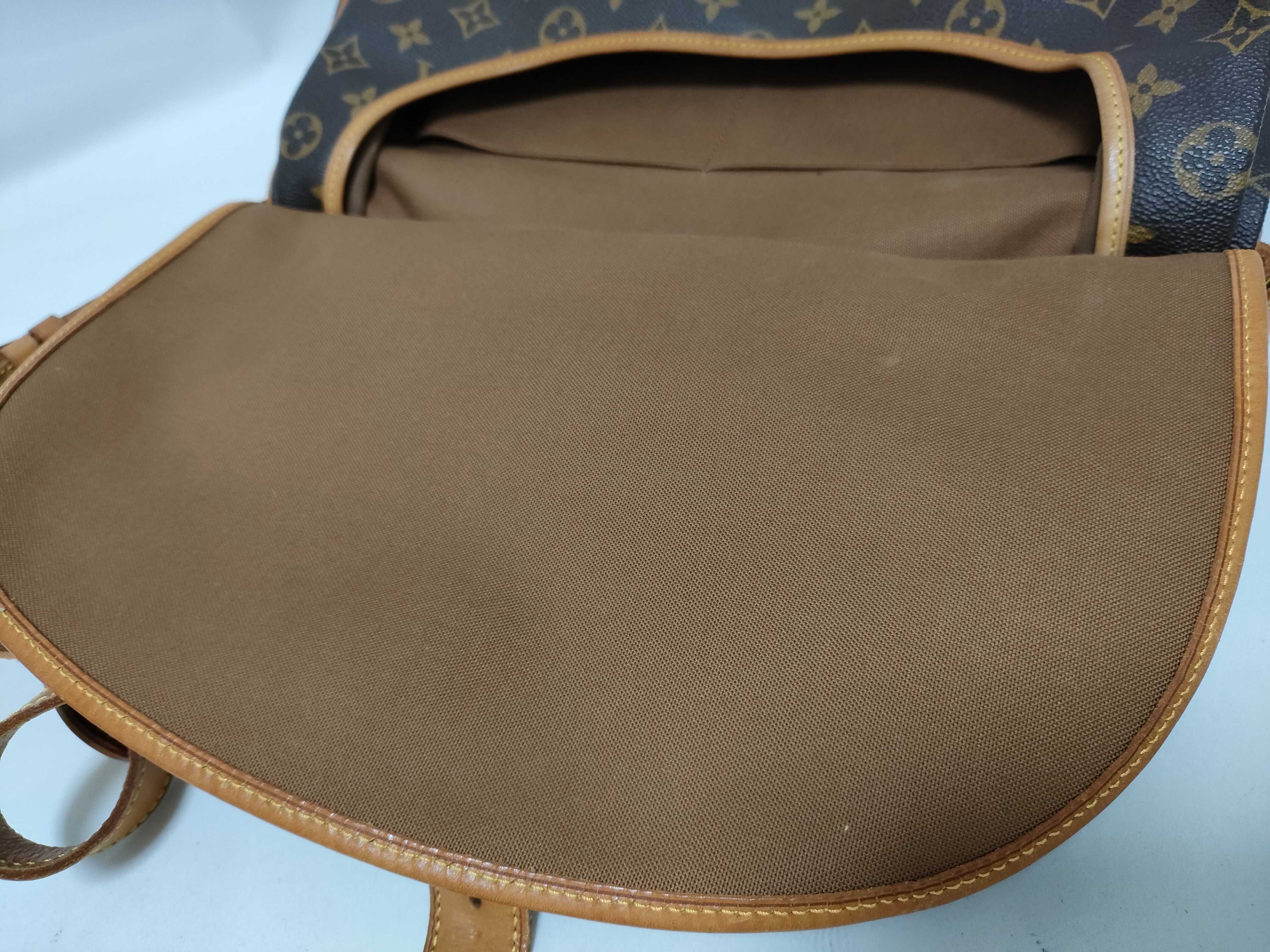 Monogram Louis Vuitton Monogram Saumur 35 Shoulder Bag — view 8