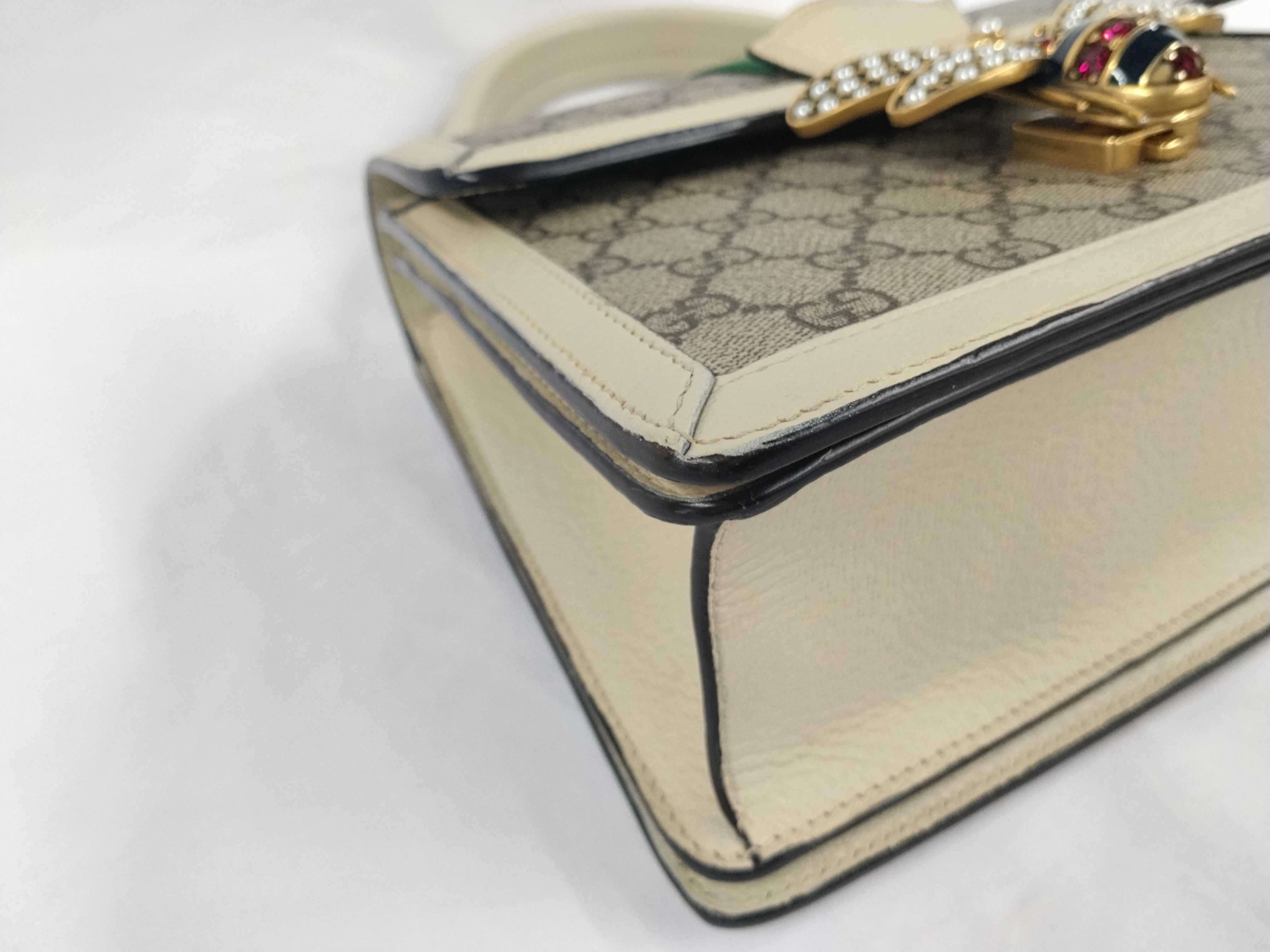 Queen Shoulder Bag Handbag — view 14