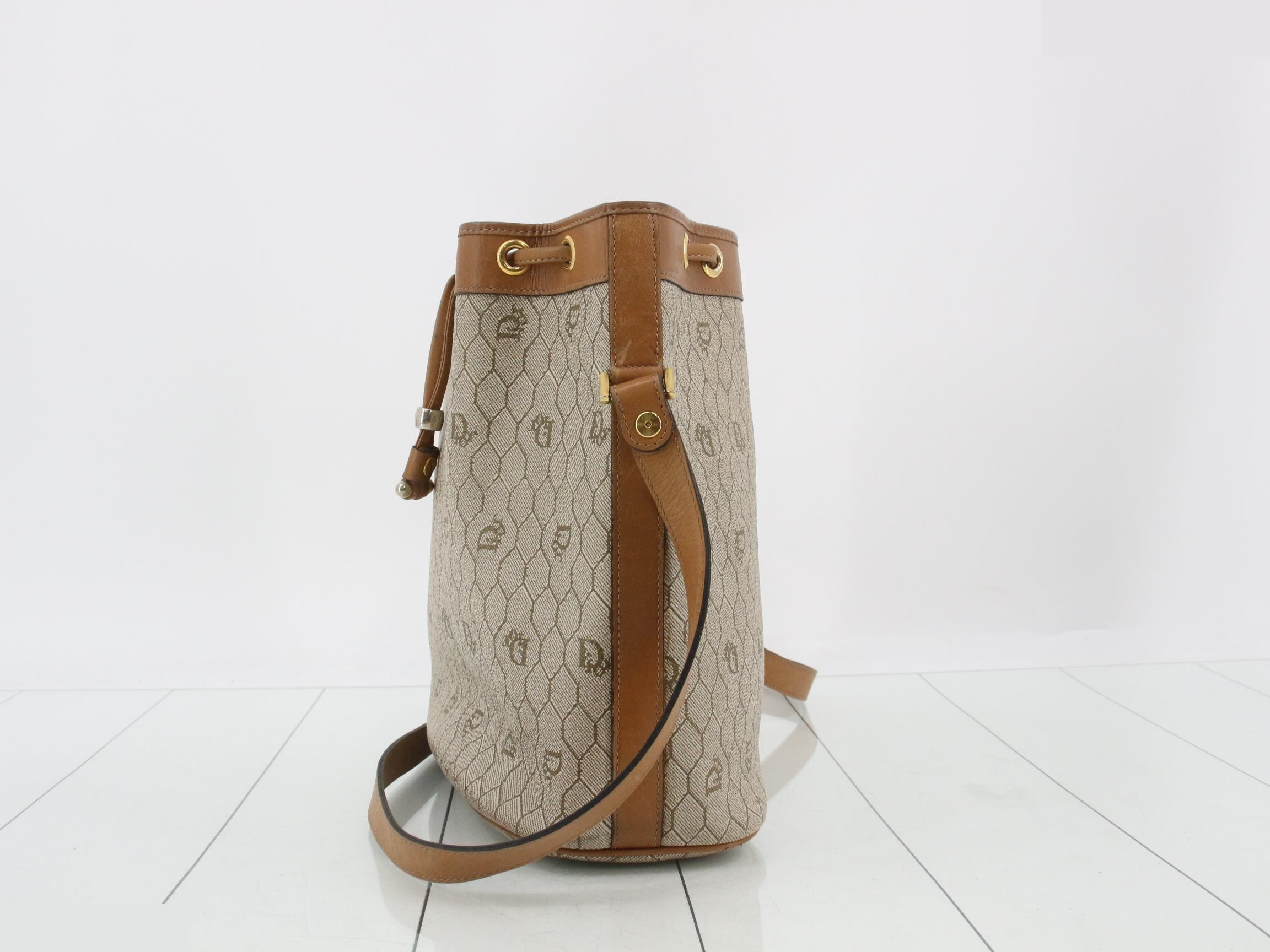 Honeycomb Shoulder Bag — view 3