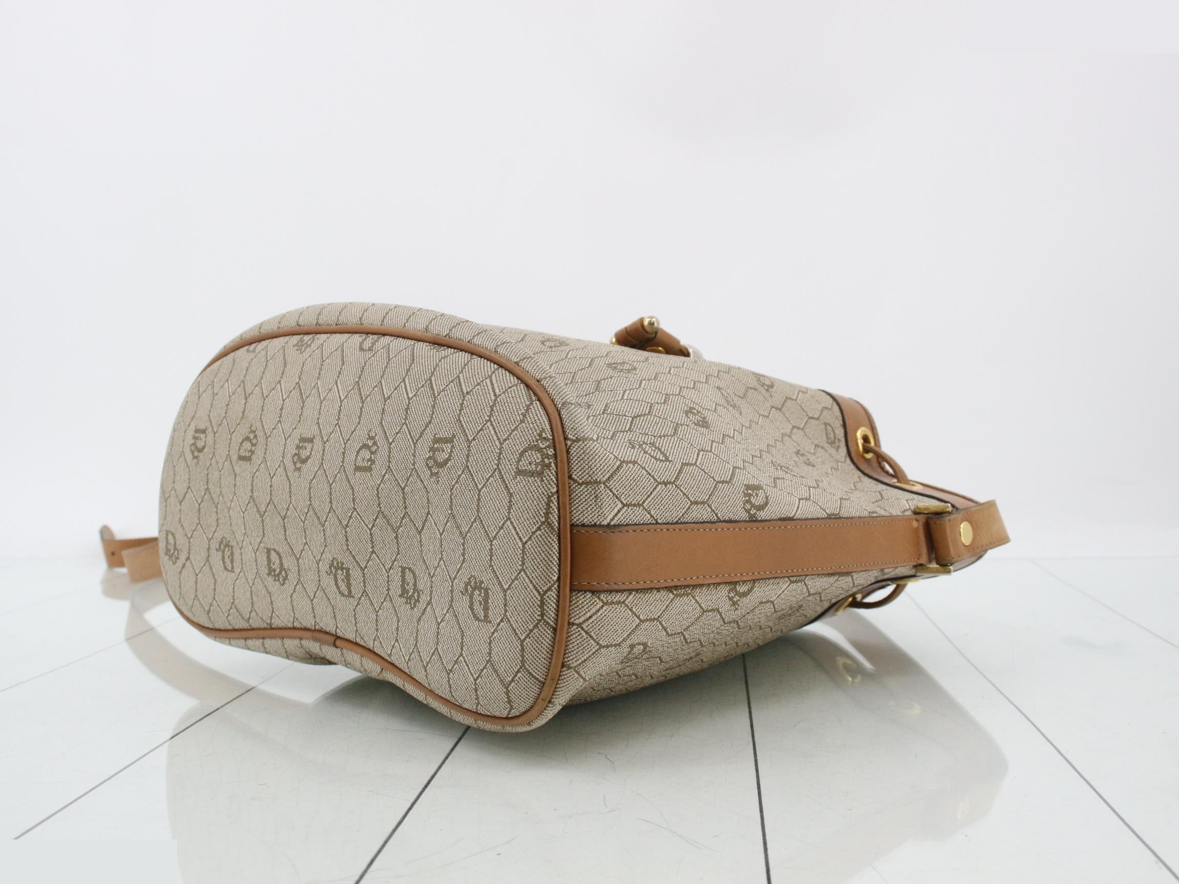 Honeycomb Shoulder Bag — view 6