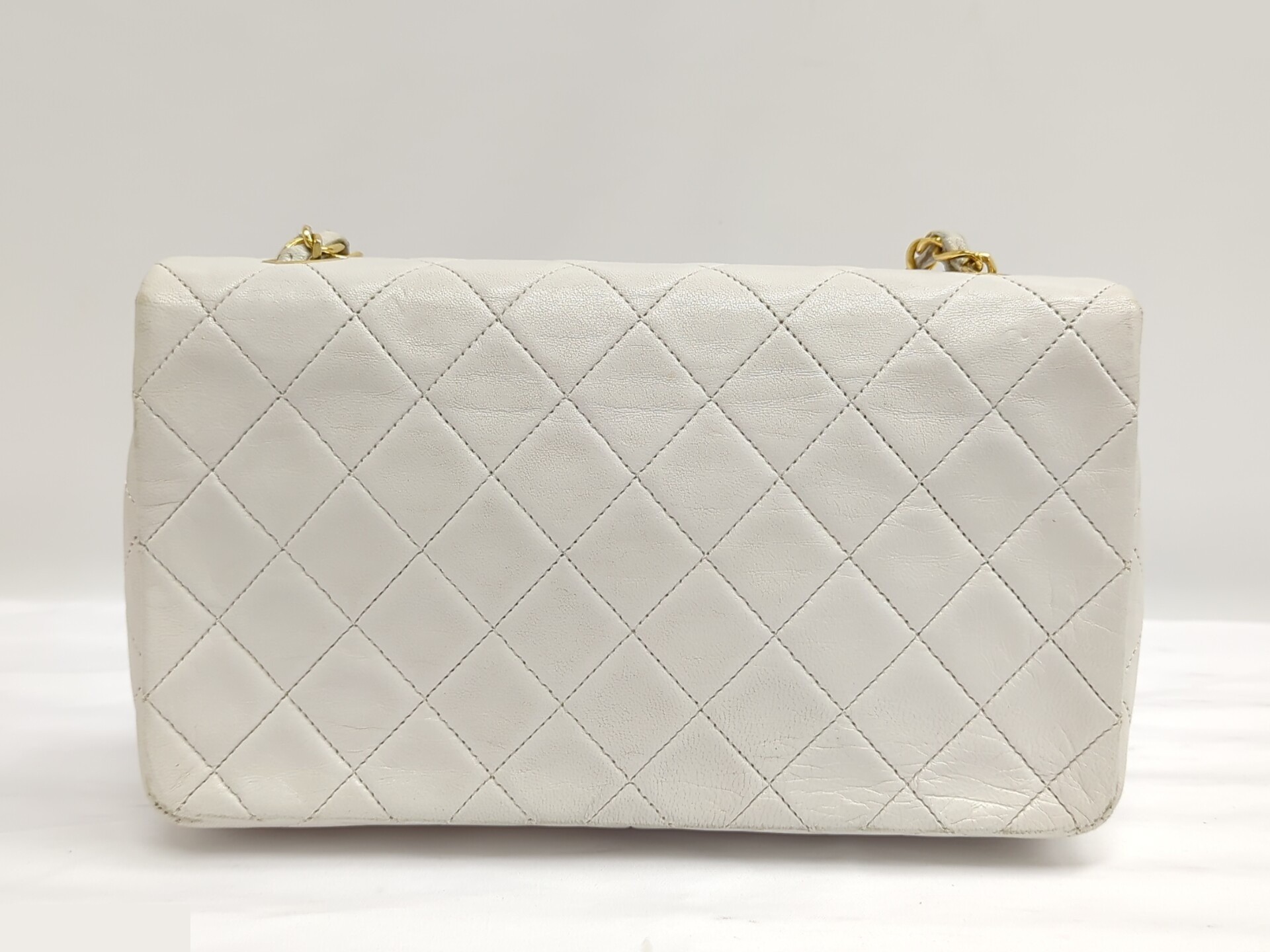Matelassé (bag) - Shoulder bag — view 2
