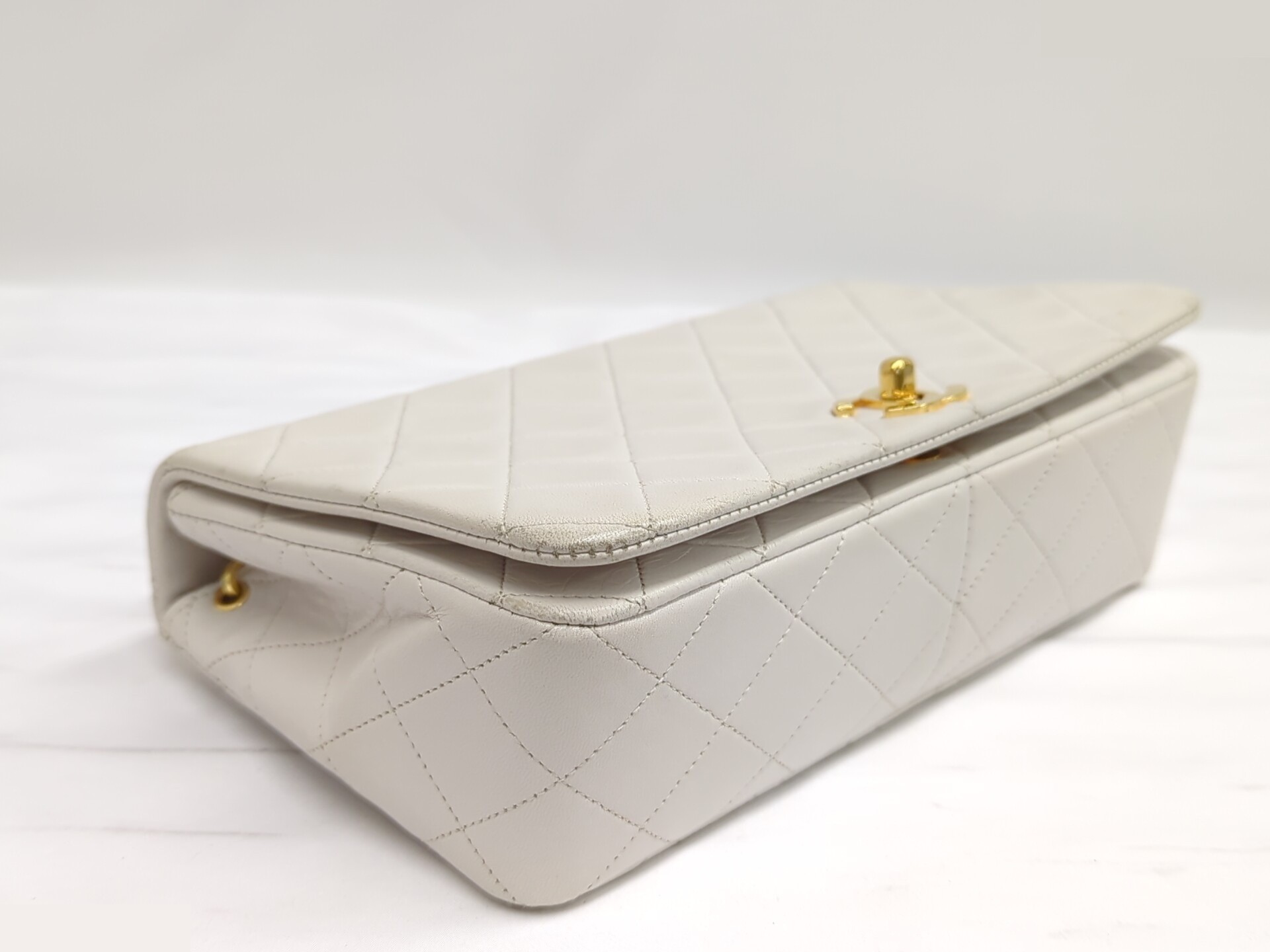 Matelassé (bag) - Shoulder bag — view 5