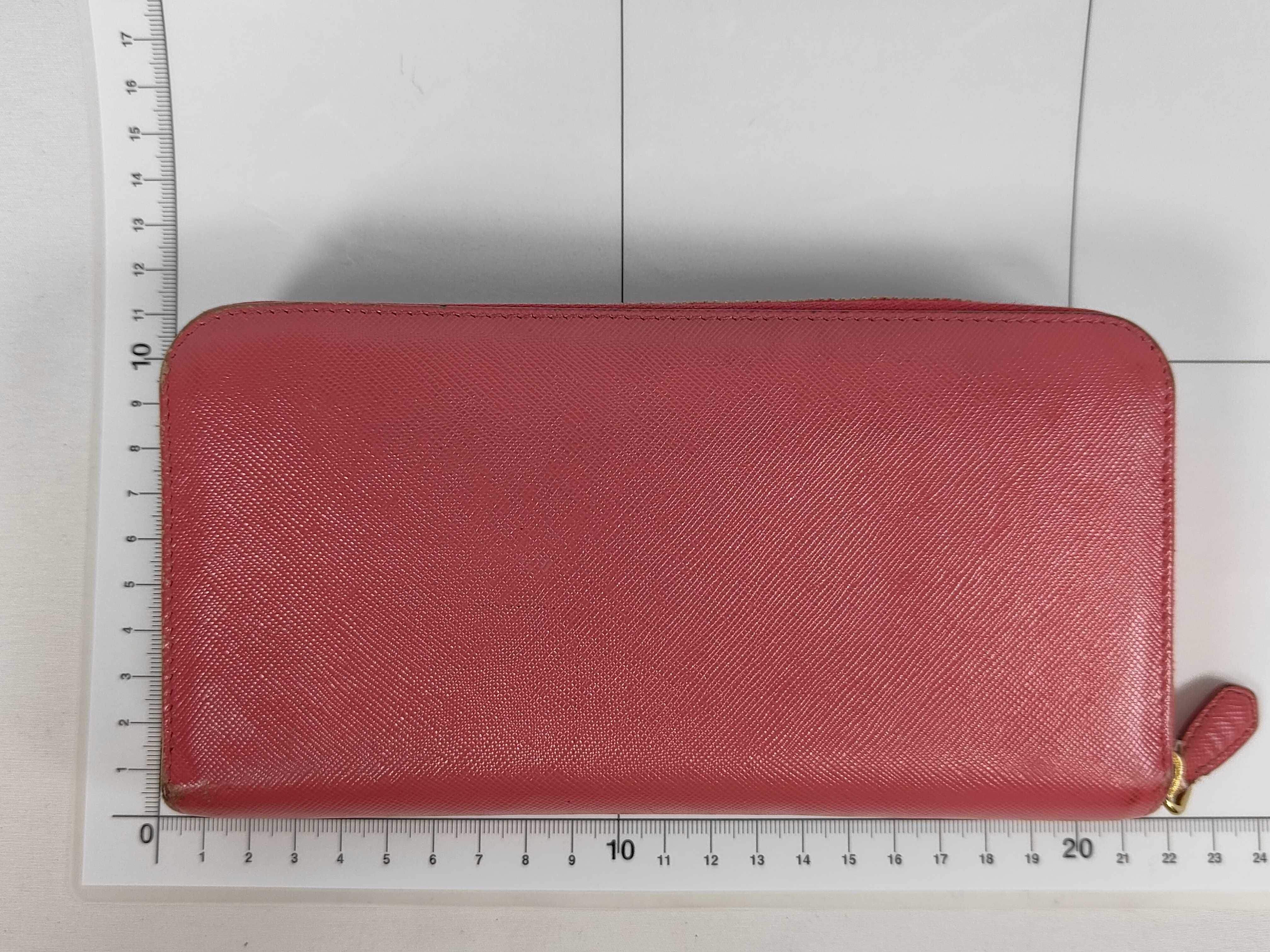 Round Zip Long Wallet Saffiano Pink Ribbon Wallet — view 2