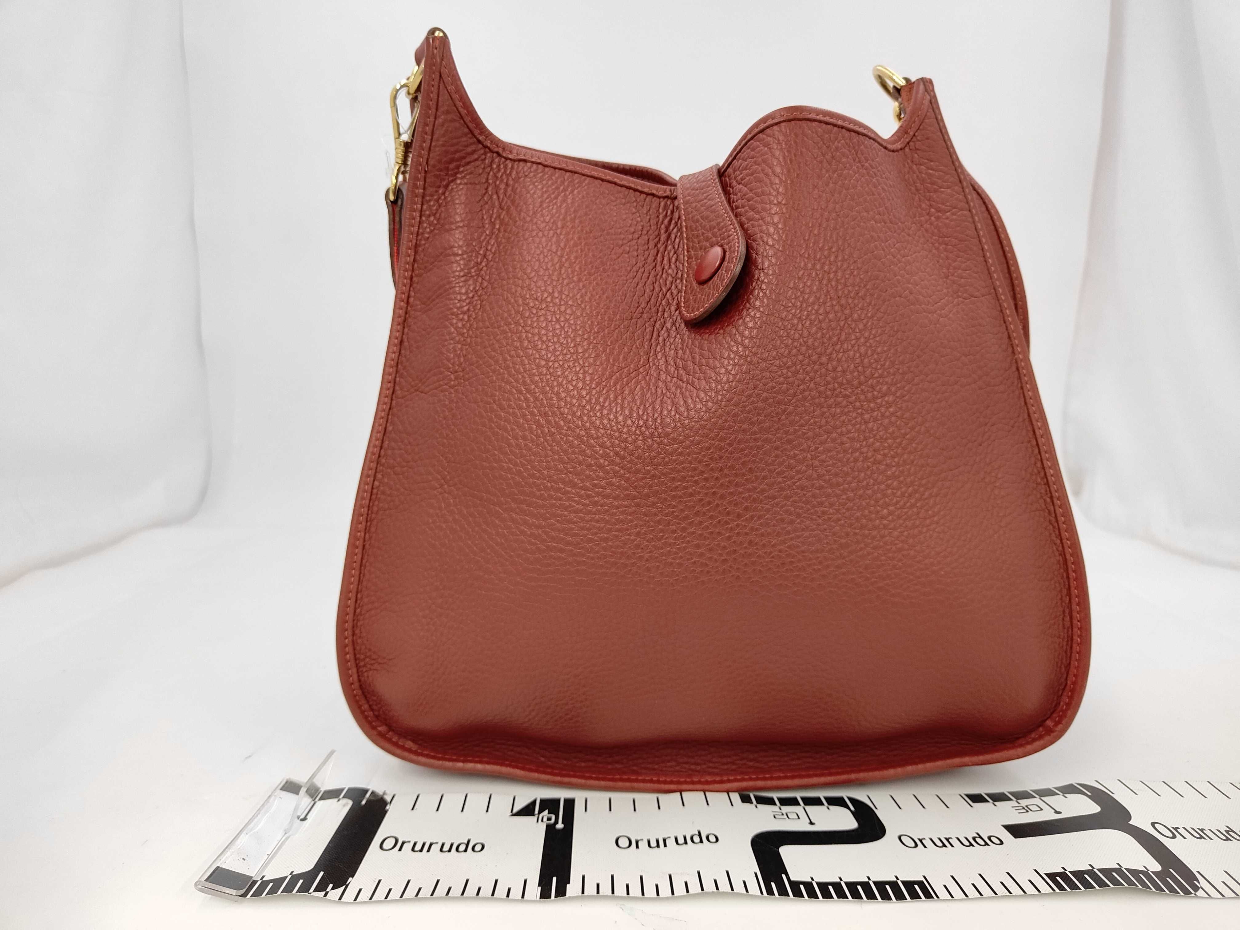 Evelyne 1GM Taurillon Leather, Rouge H, D stamp, Gold hardware, Shoulder bag — view 2