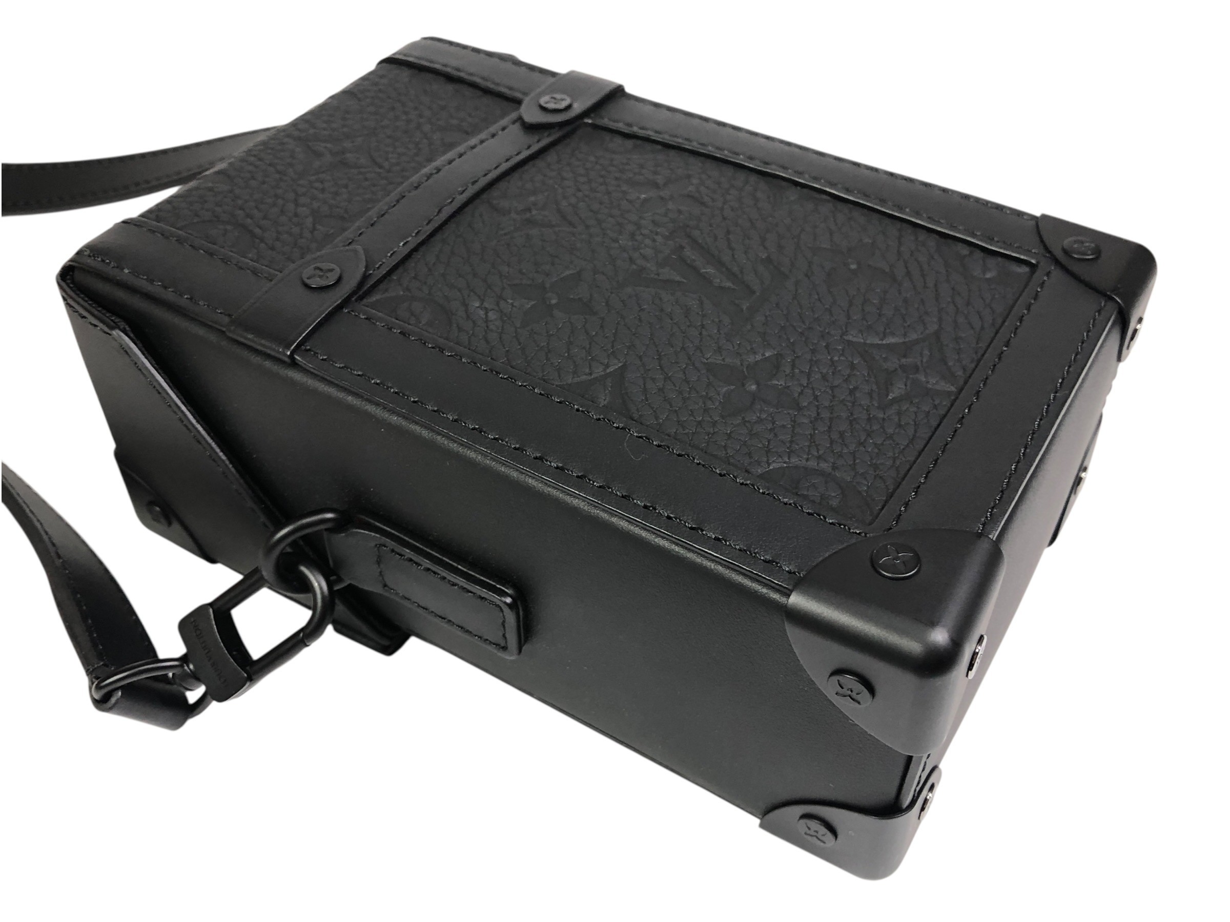 Unused LOUIS VUITTON Monogram Shoulder Bag — view 7
