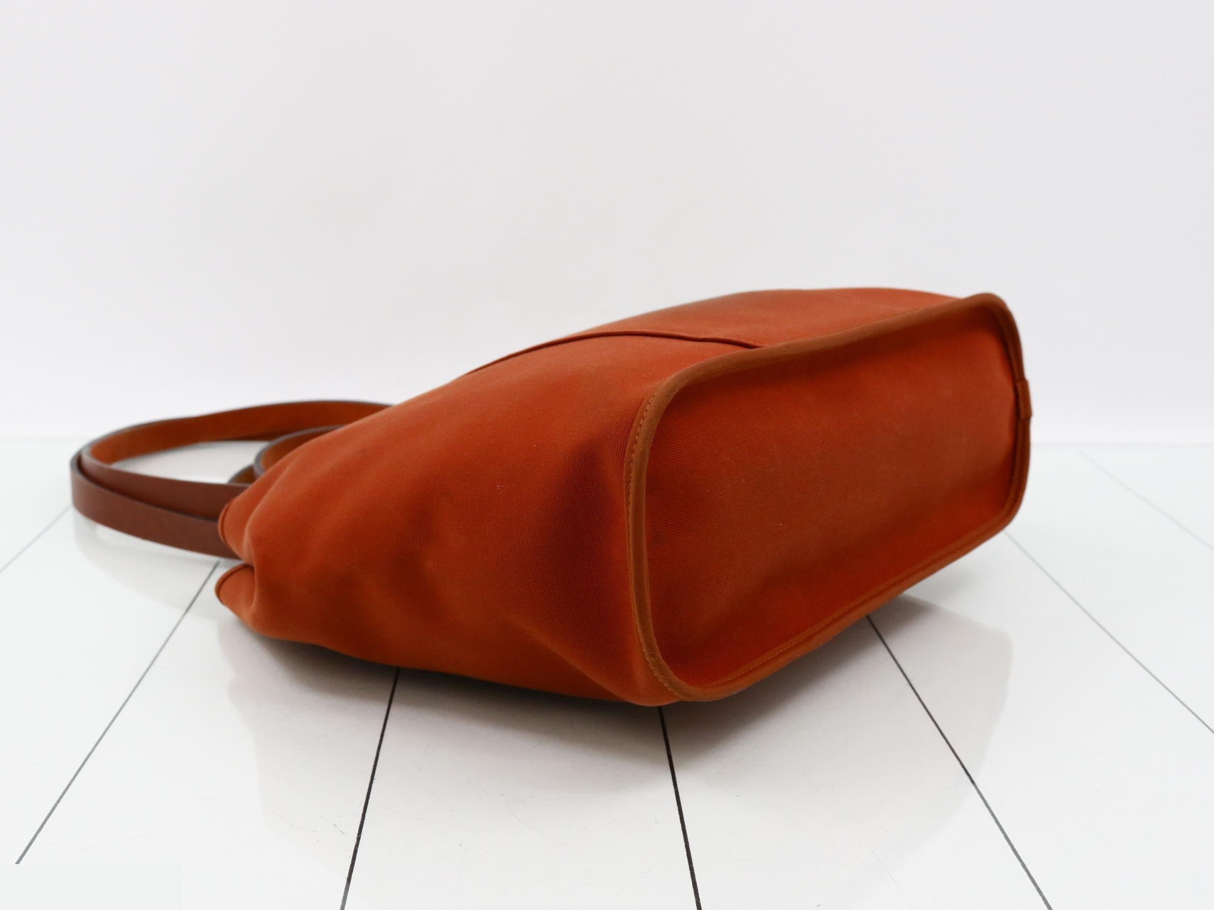 Cabas PM Toile Officier x Calf Leather Red — view 5