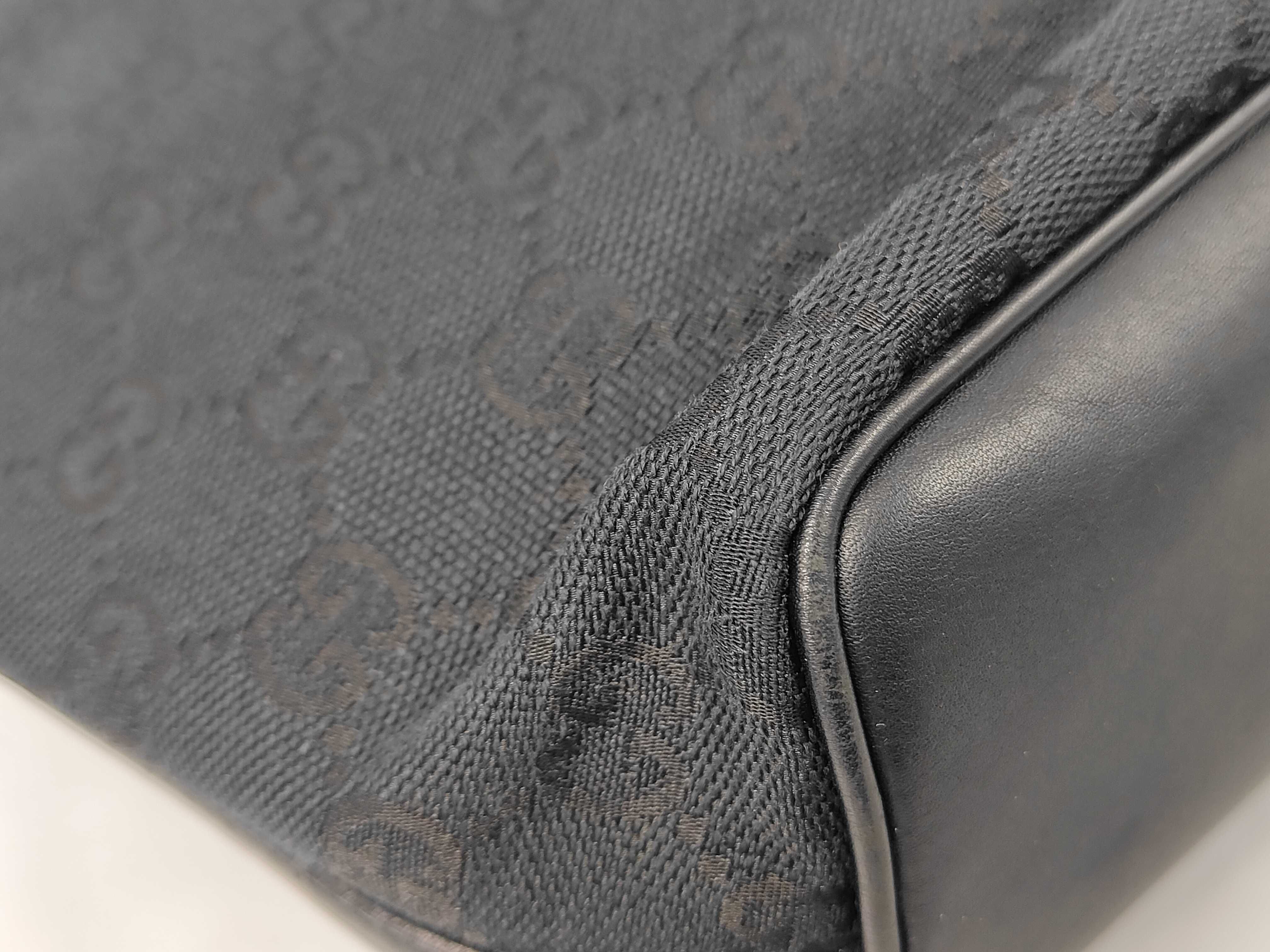 Black Leather GG Canvas Hobo One Shoulder Bag (Shoulder Bag) — view 4