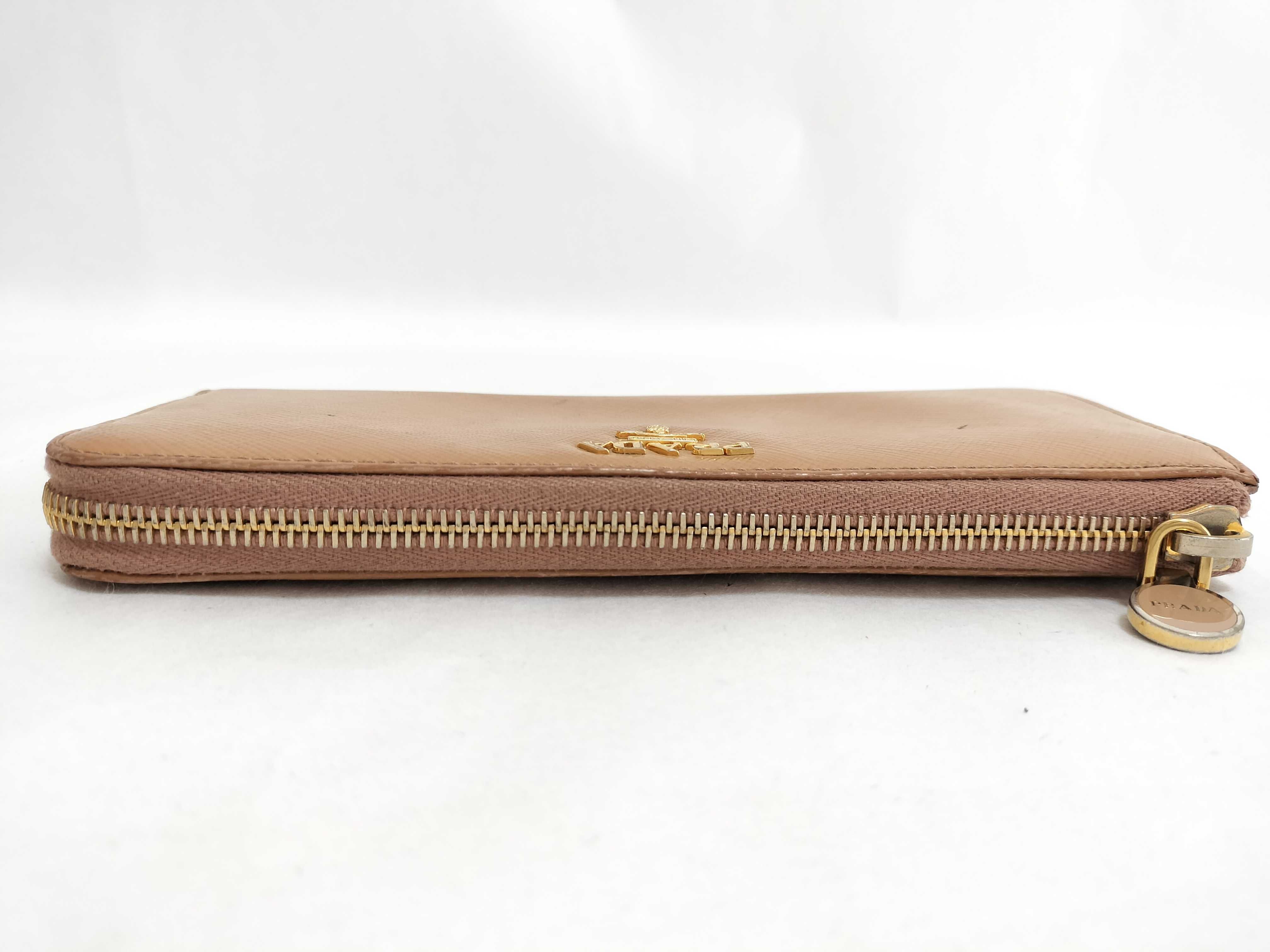 wallet — view 6