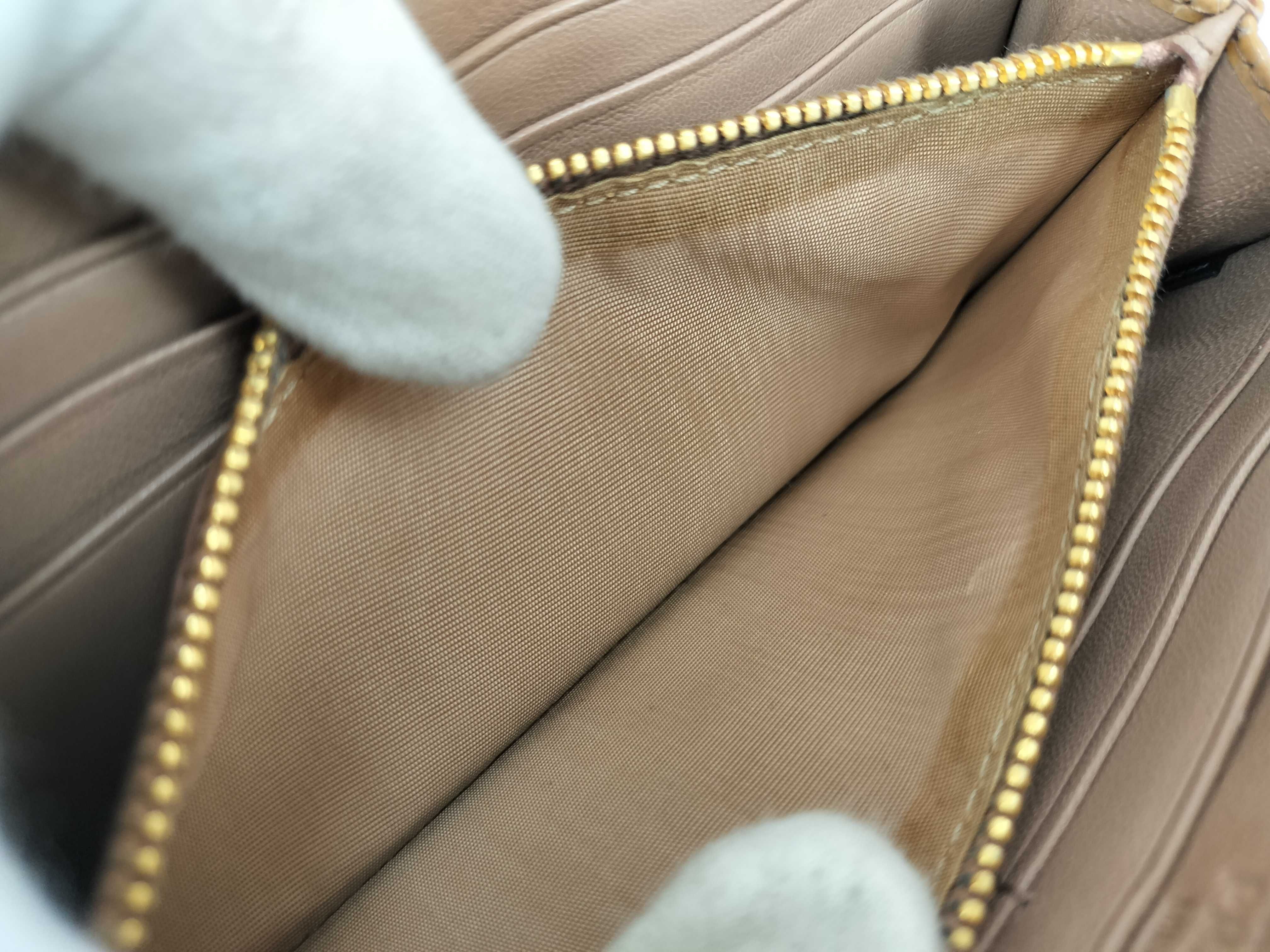 wallet — view 10