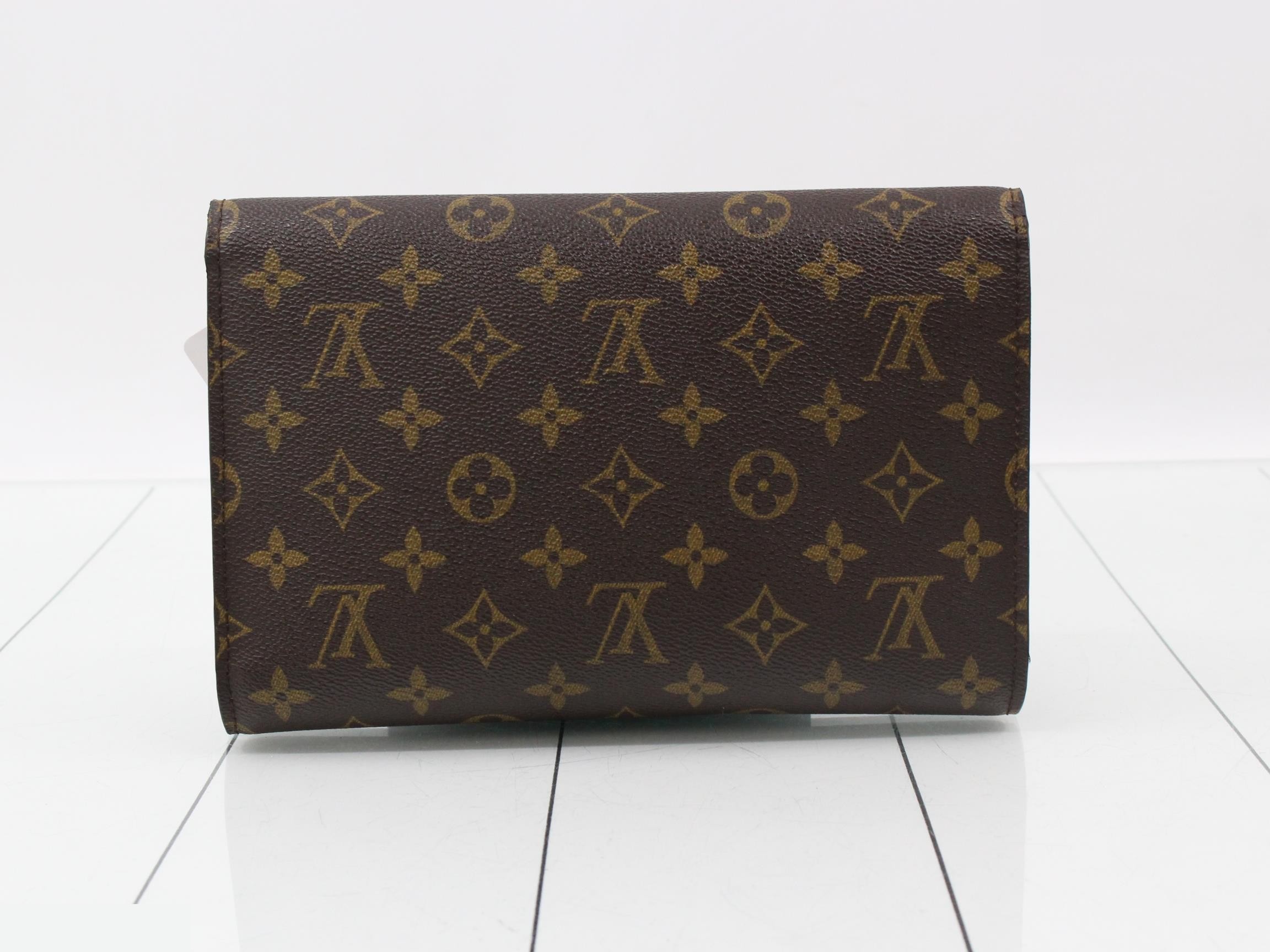 Bordeaux Shoulder Bag — view 2
