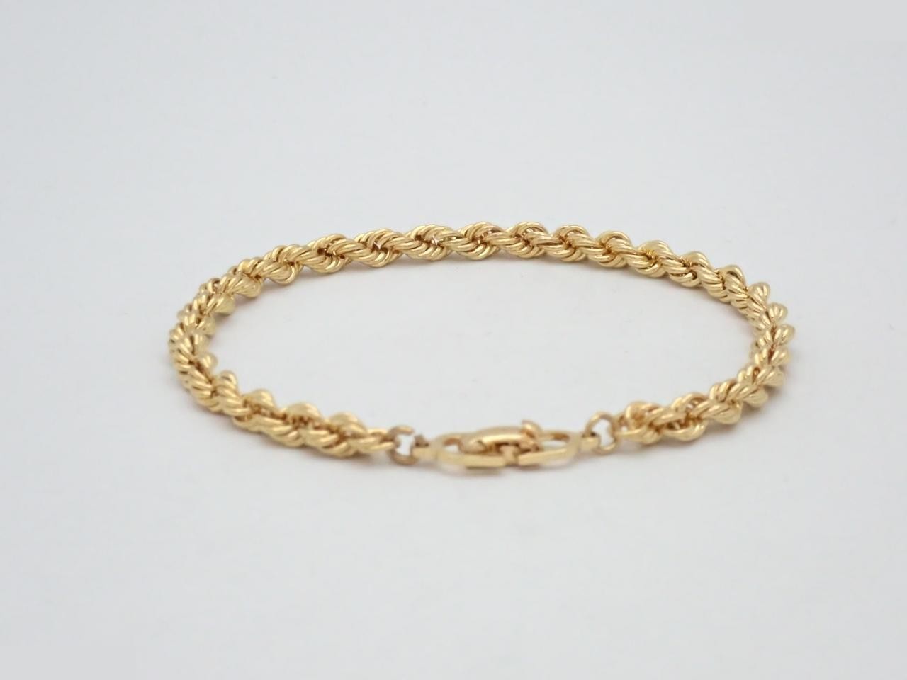 Other items in the line: Precious metal bracelets and bangles (metal), wrist circumference approximately 18.5 cm. — view 2