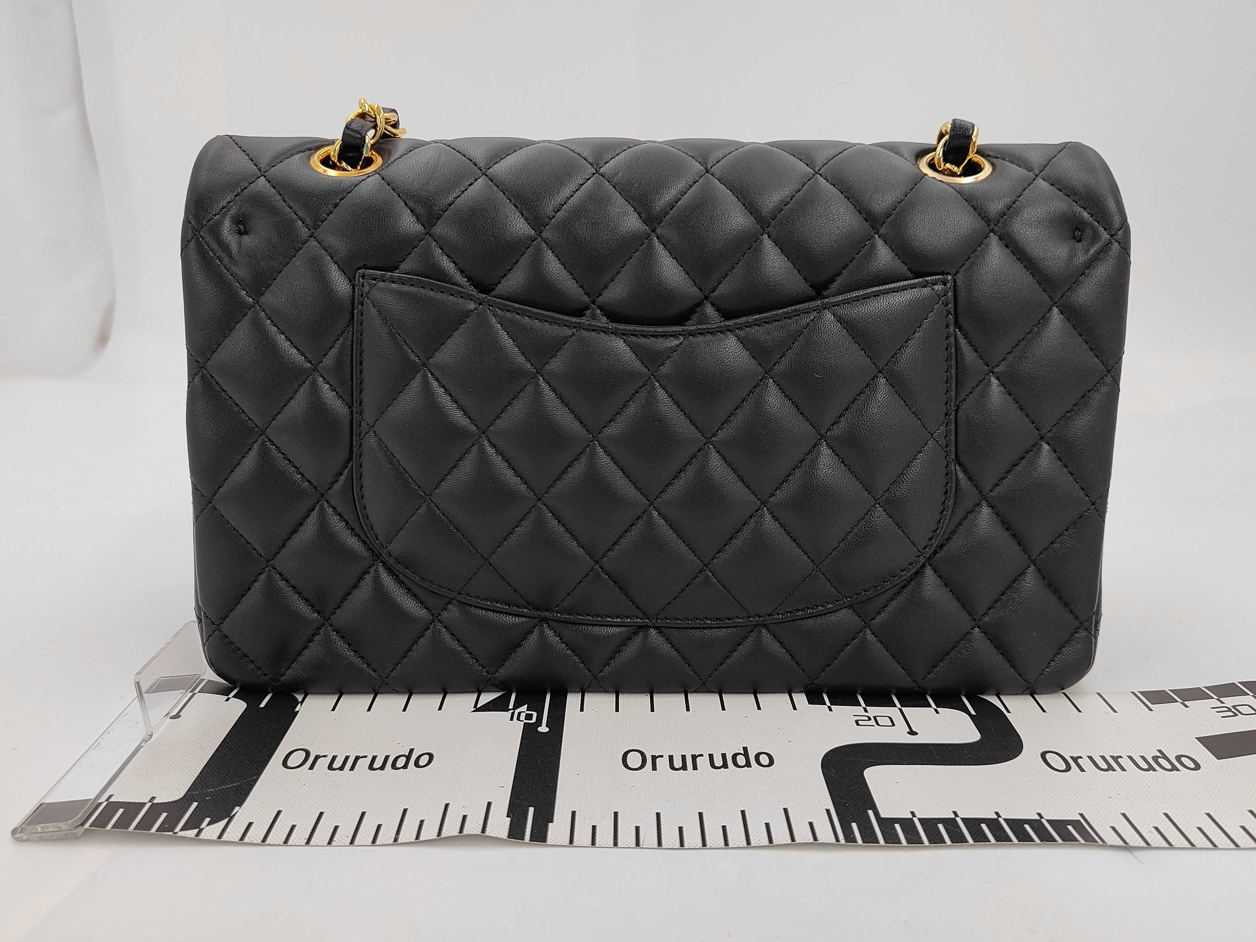 Matelassé 25 Double Flap Lambskin Black Chain Shoulder Bag — view 2