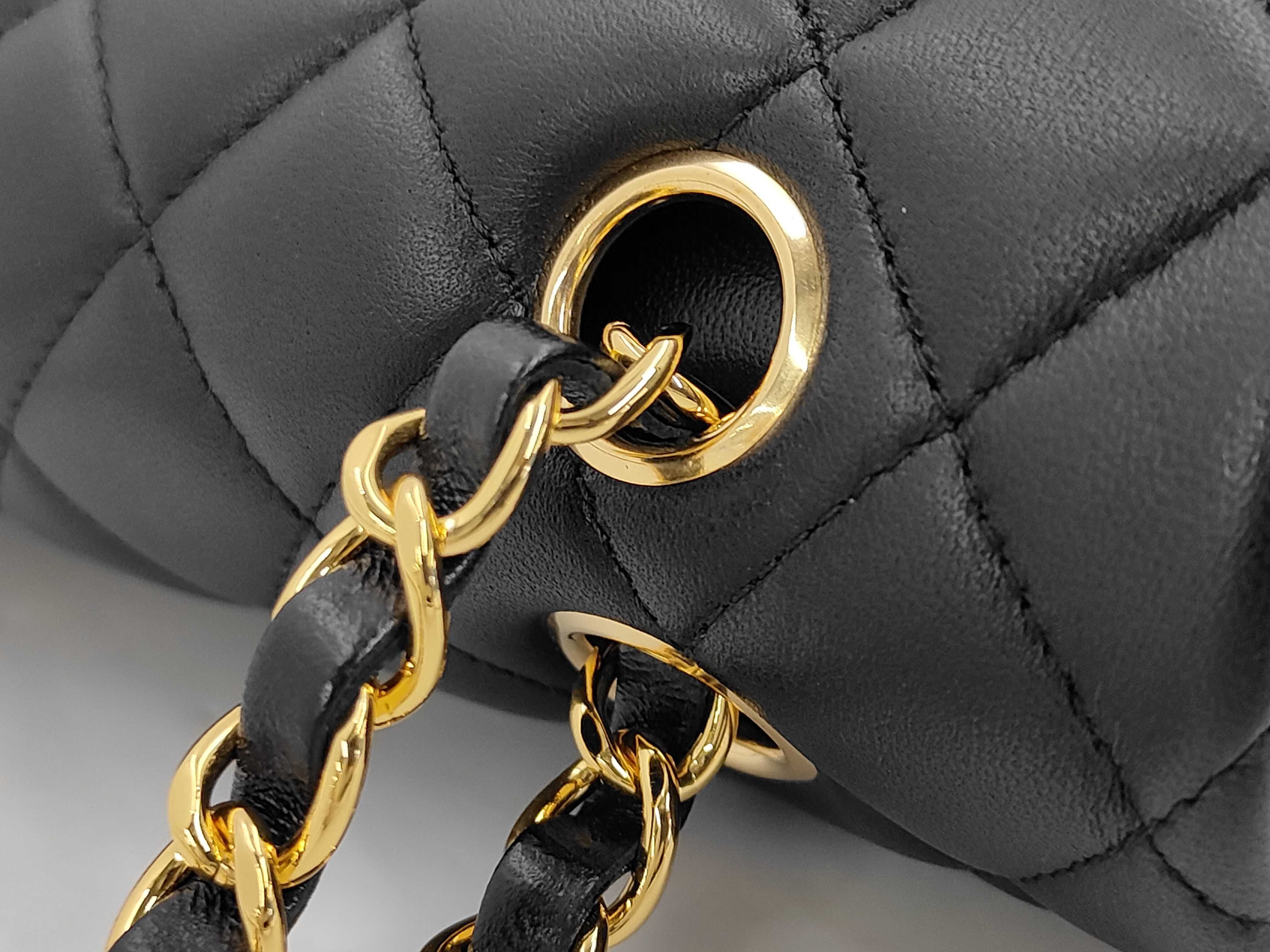 Matelassé 25 Double Flap Lambskin Black Chain Shoulder Bag — view 5